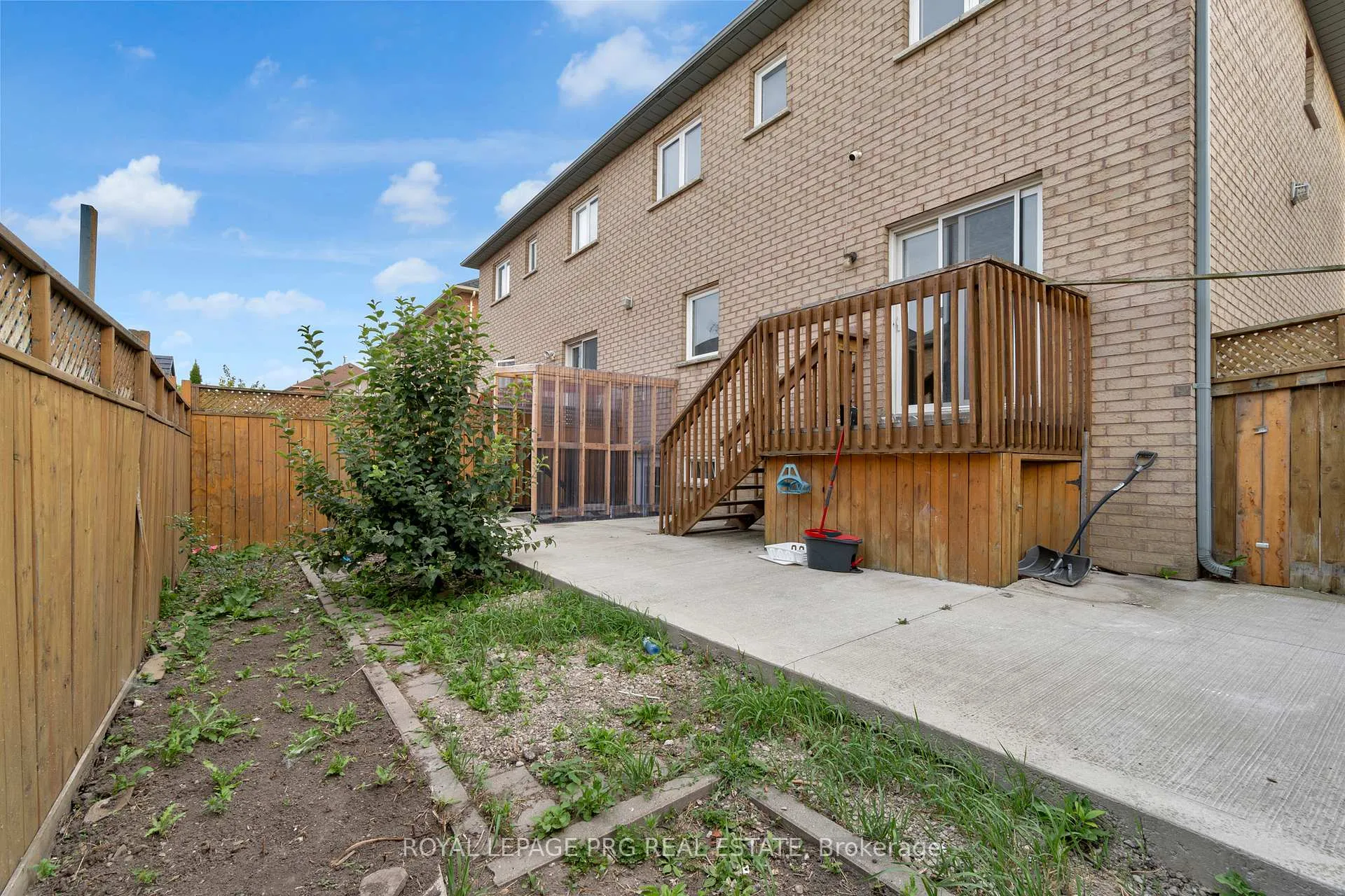 Photo 33 of Unit Upper Floor, 36 Zebra Trail, Brampton, Sandringham-Wellington — HOMEH