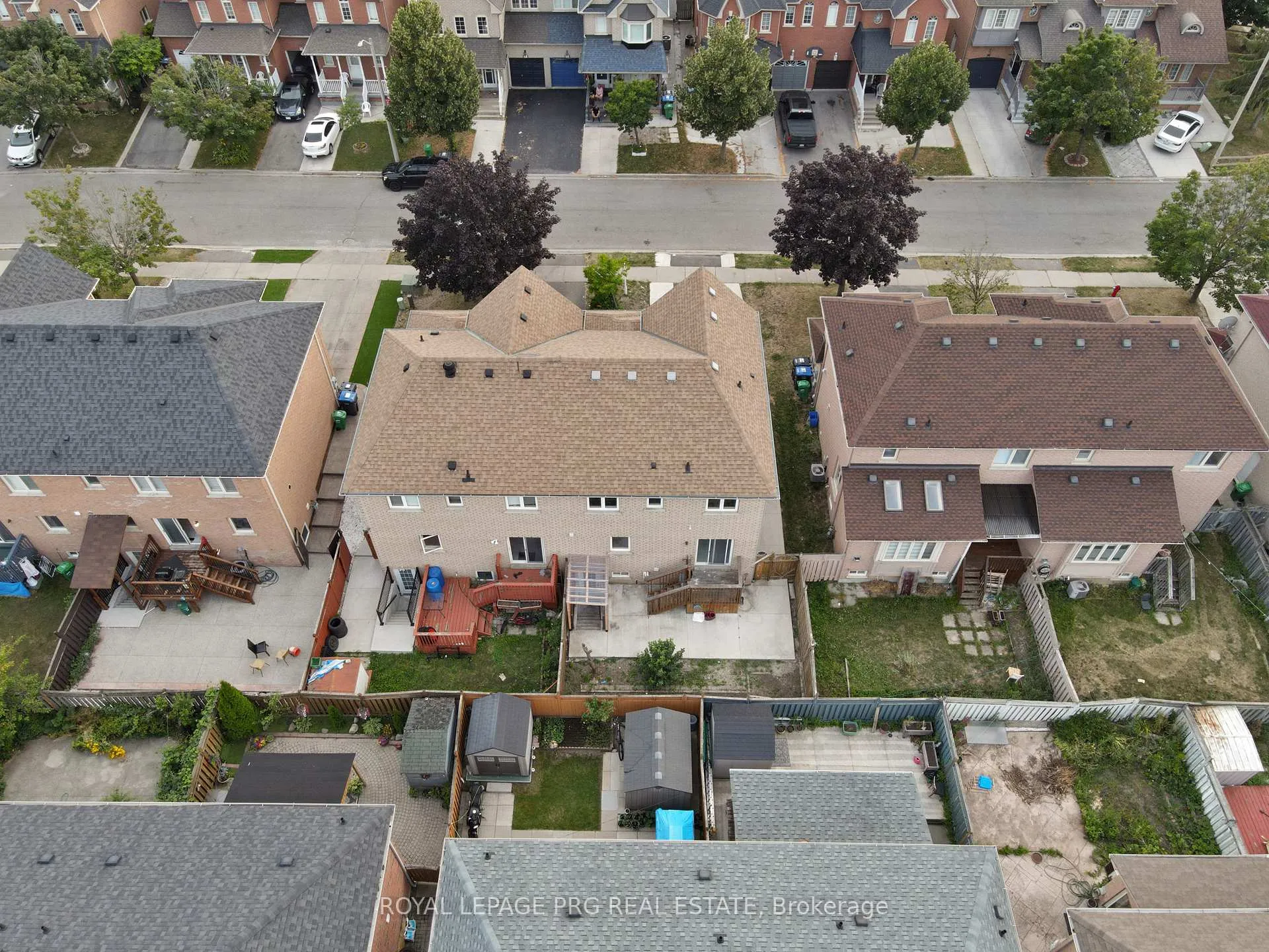 Photo 35 of Unit Upper Floor, 36 Zebra Trail, Brampton, Sandringham-Wellington — HOMEH