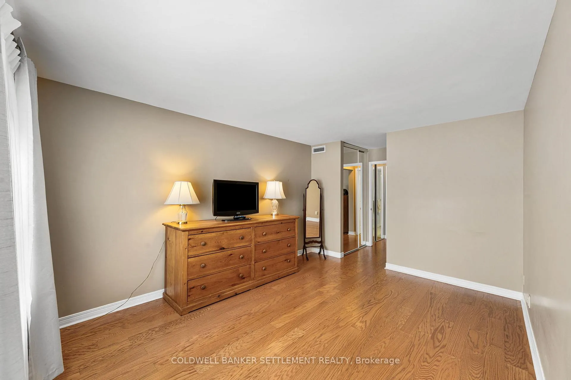 Photo 38 of Unit 304, 23 Rogers Road, Perth — HOMEH