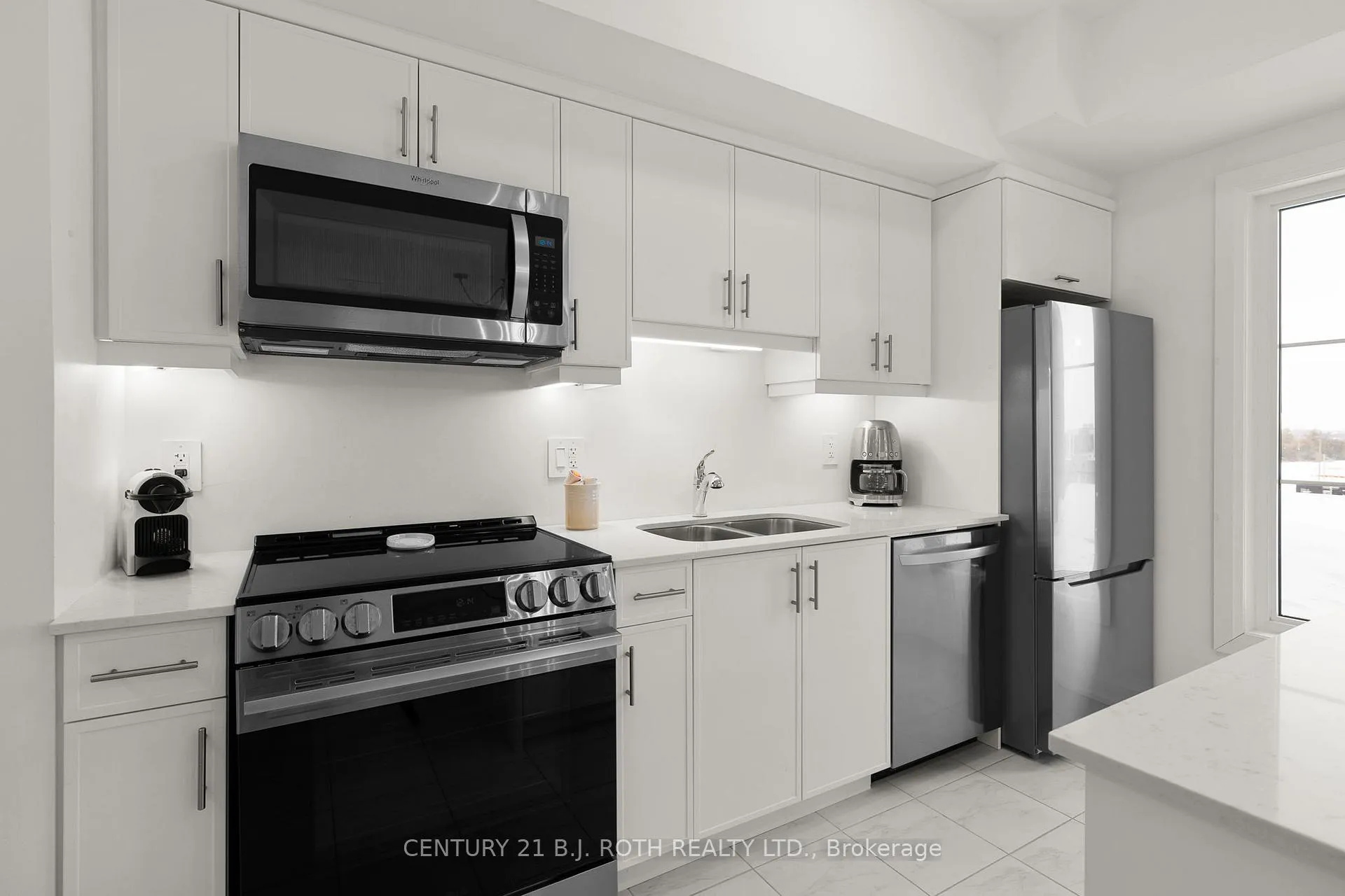 Photo 12 of Unit 511, 15 Kneeshaw Drive, Barrie, Rural Barrie Southeast — HOMEH