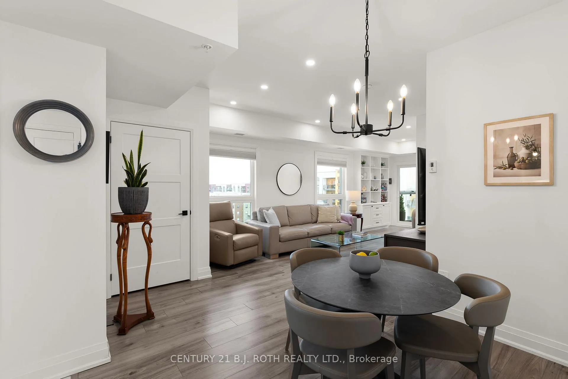 Photo 15 of Unit 511, 15 Kneeshaw Drive, Barrie, Rural Barrie Southeast — HOMEH