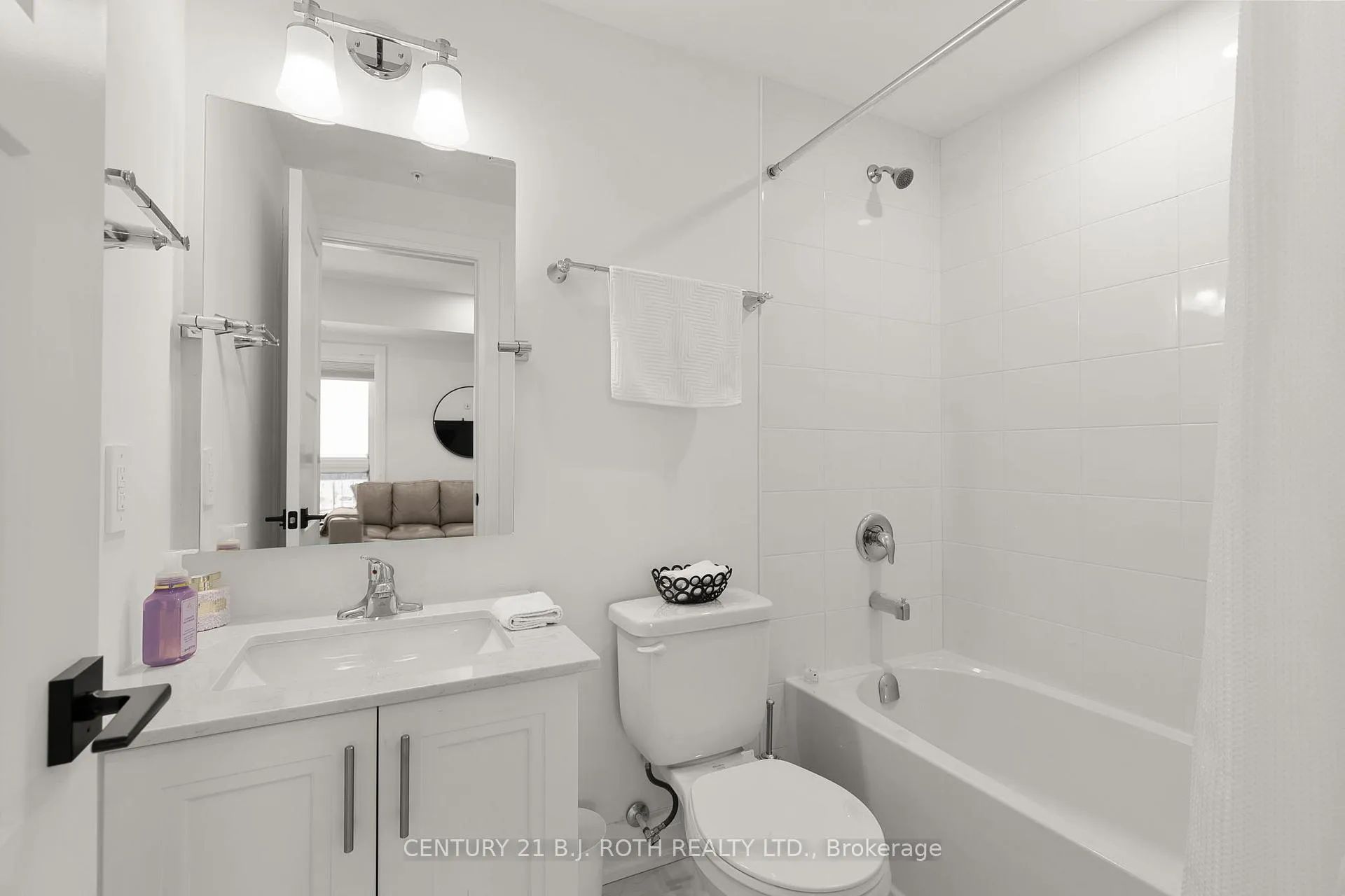 Photo 22 of Unit 511, 15 Kneeshaw Drive, Barrie, Rural Barrie Southeast — HOMEH