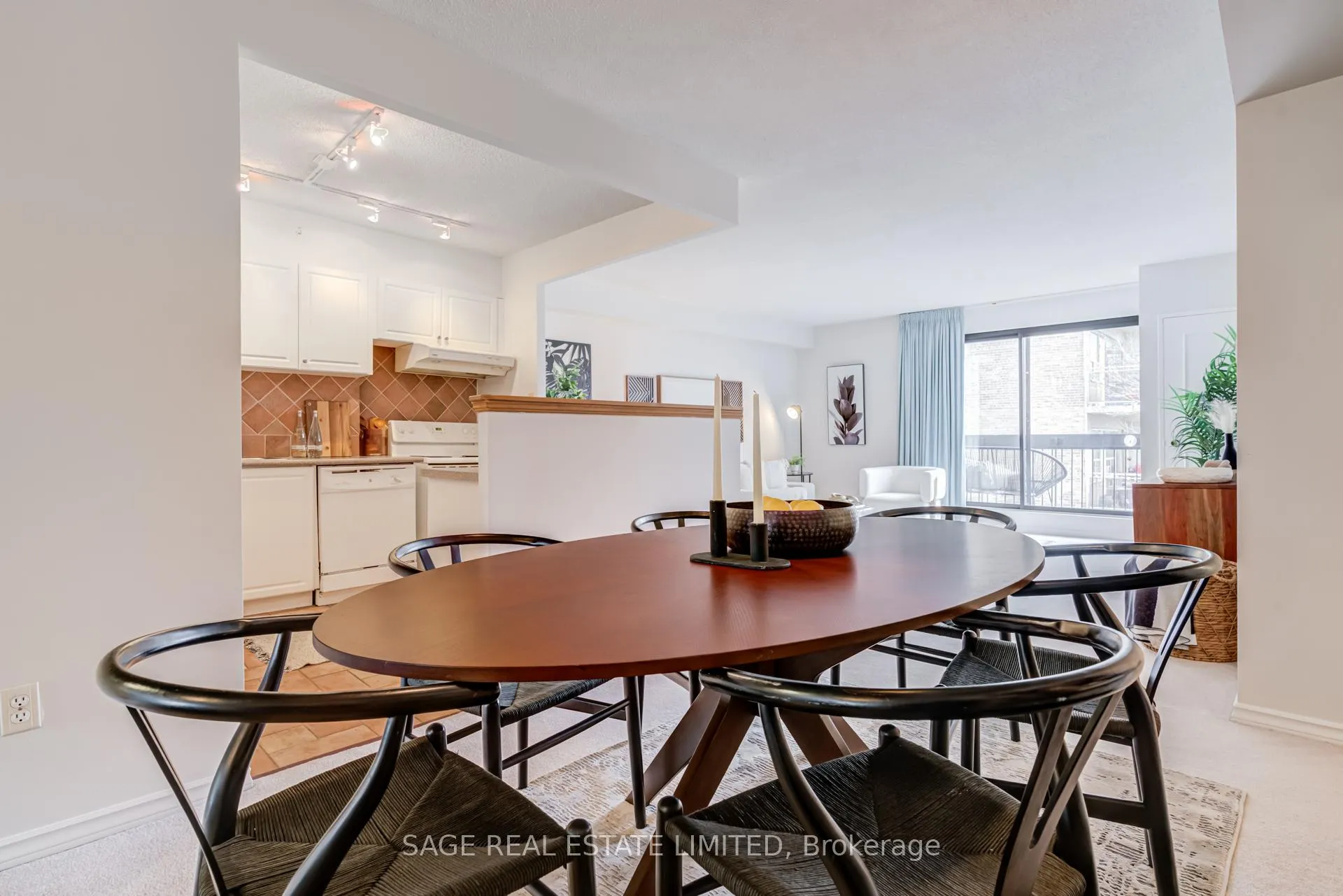 Photo 5 of Unit 503, 212 St. George Street, Toronto, The Annex — HOMEH