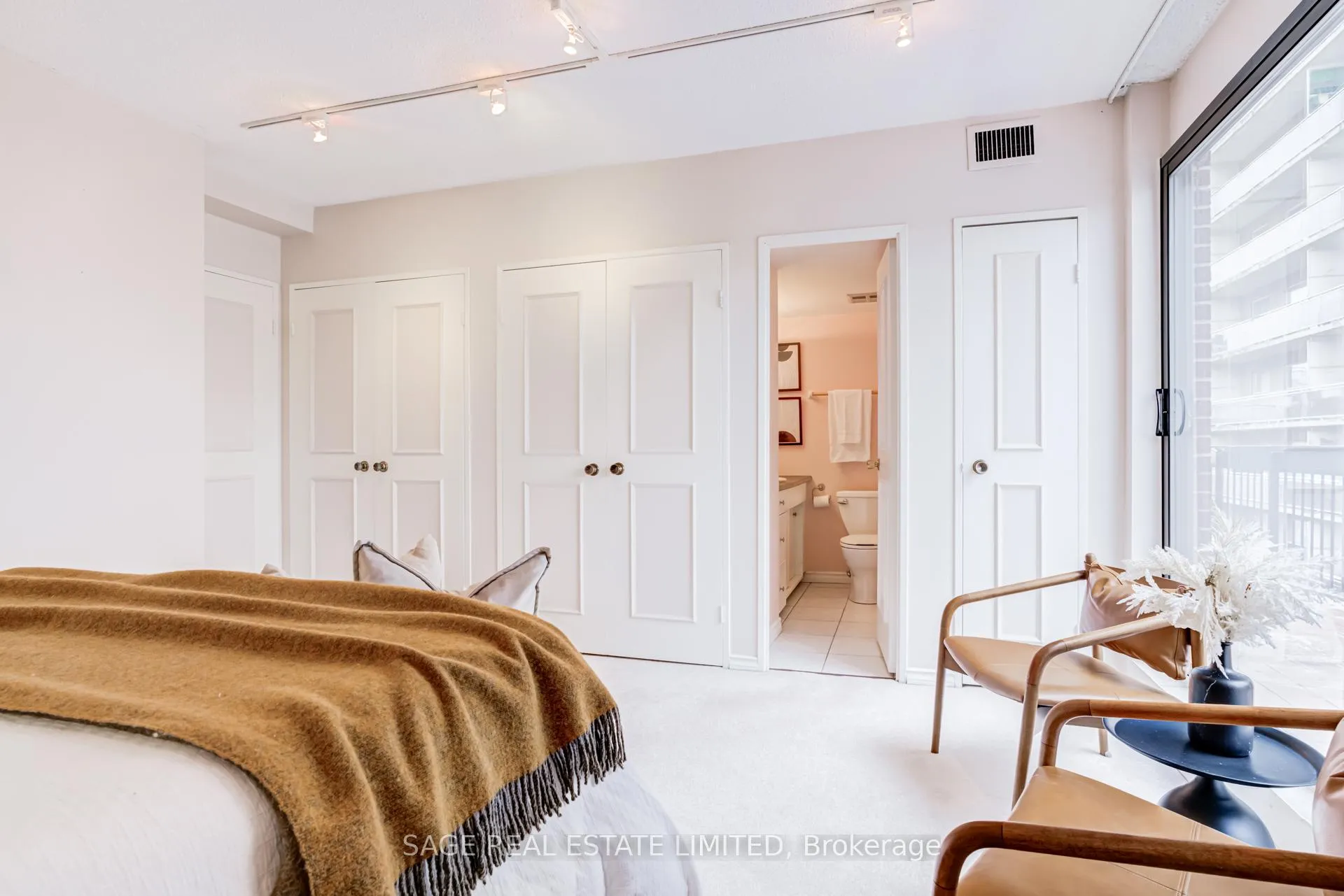 Photo 13 of Unit 503, 212 St. George Street, Toronto, The Annex — HOMEH