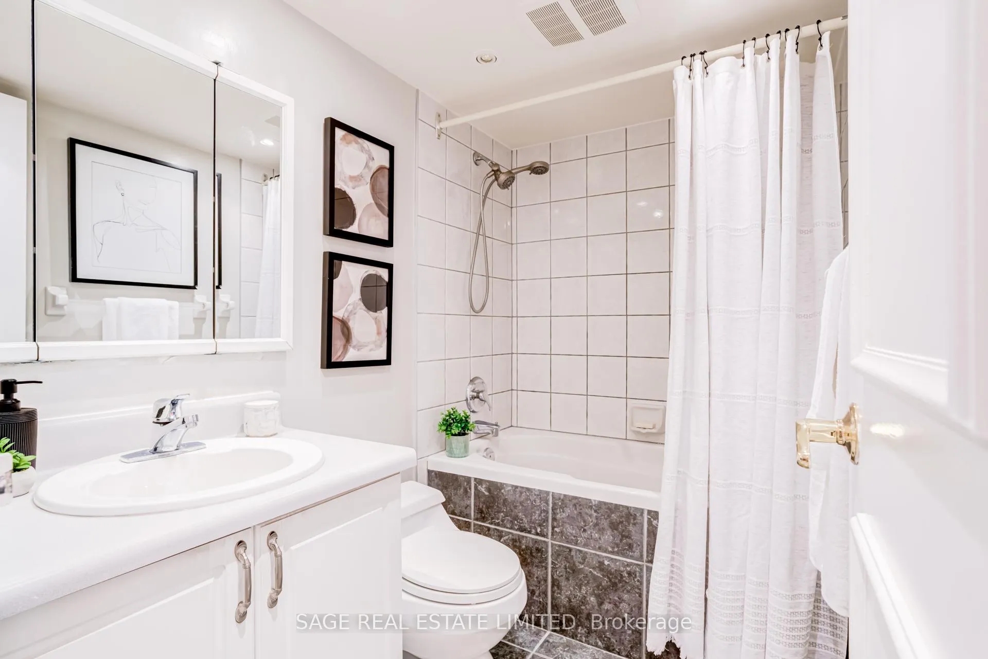 Photo 21 of Unit 503, 212 St. George Street, Toronto, The Annex — HOMEH
