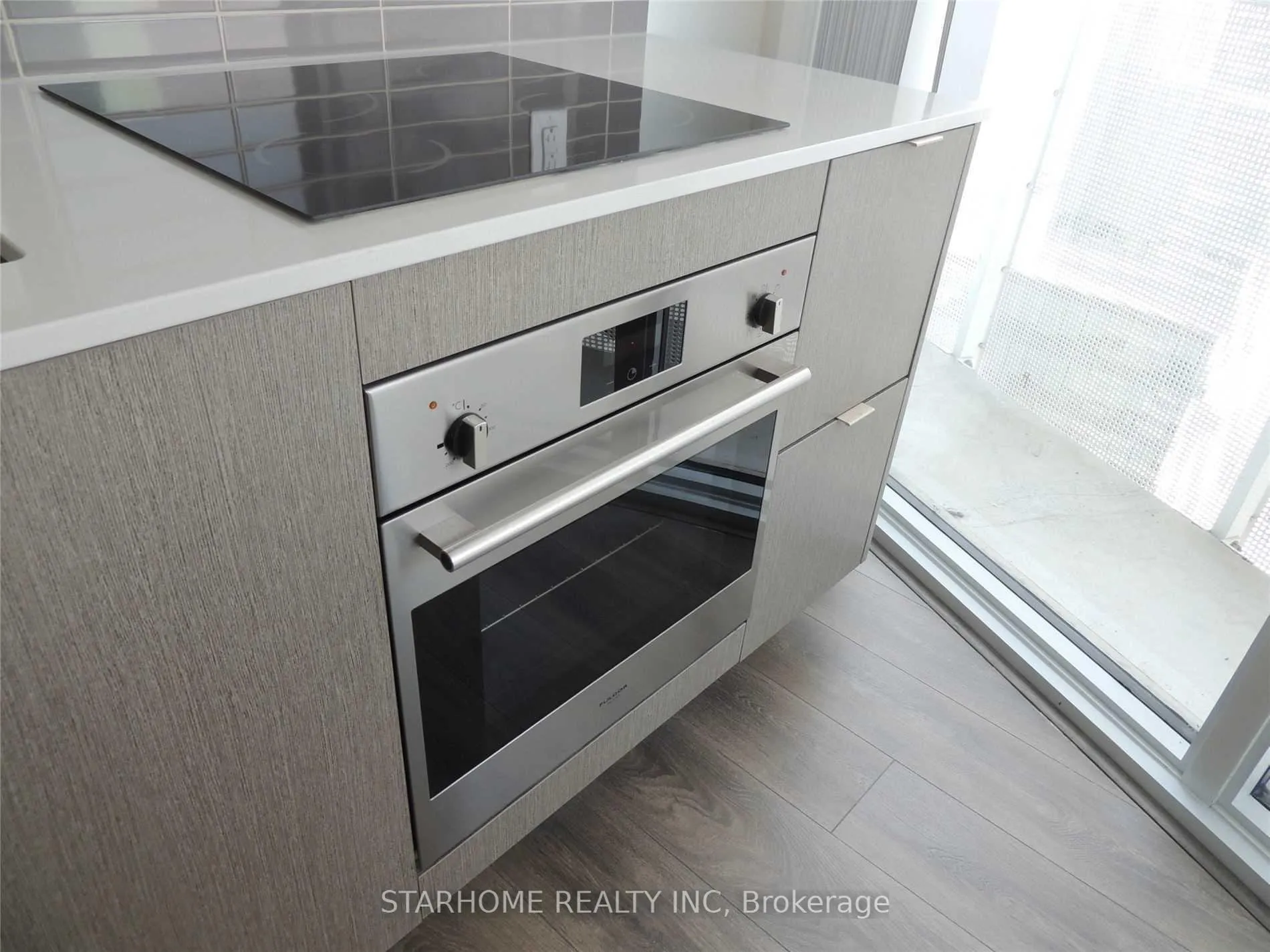 Photo 5 of Unit 5402, 88 Harbour Street, Toronto, Waterfront Communities — HOMEH