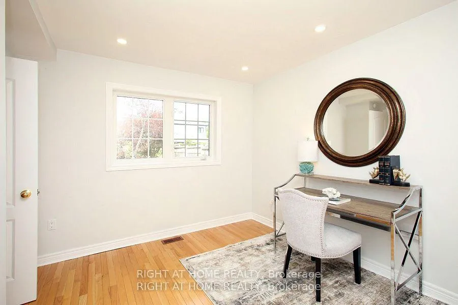 Photo 11 of 6 Pembrooke Road, Markham, Cachet — HOMEH