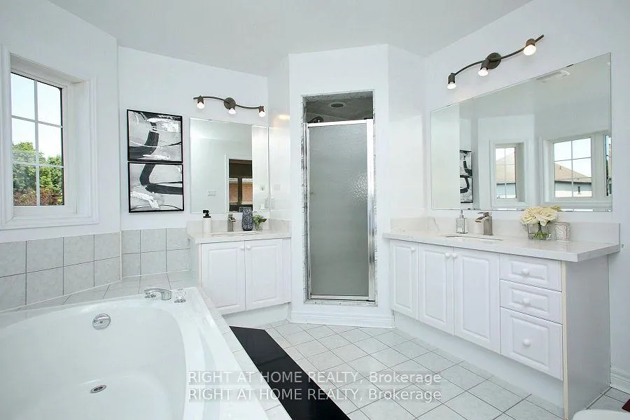 Photo 15 of 6 Pembrooke Road, Markham, Cachet — HOMEH