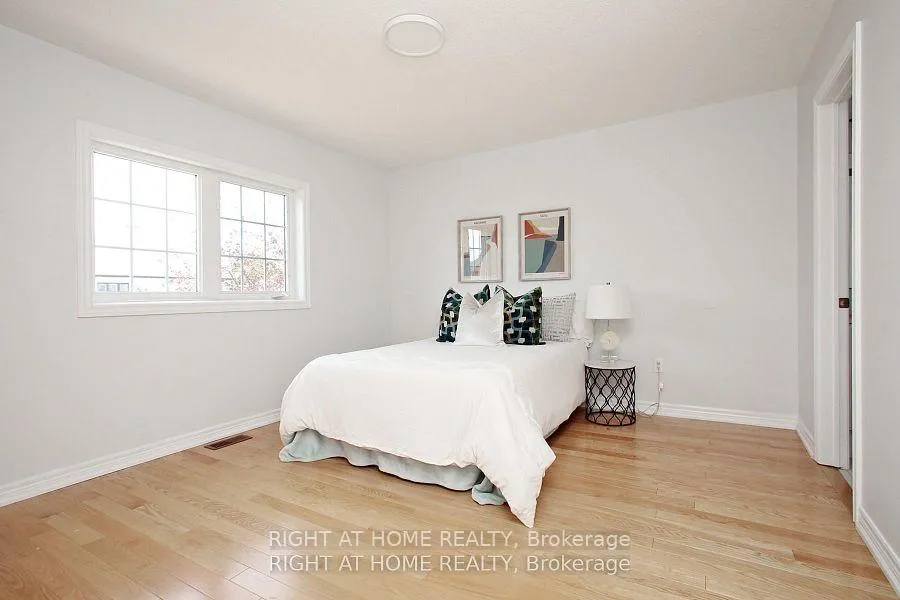 Photo 18 of 6 Pembrooke Road, Markham, Cachet — HOMEH