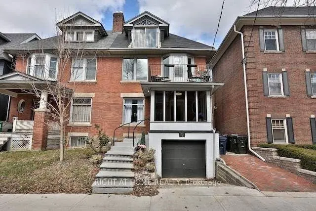Photo of 34 Macpherson Avenue