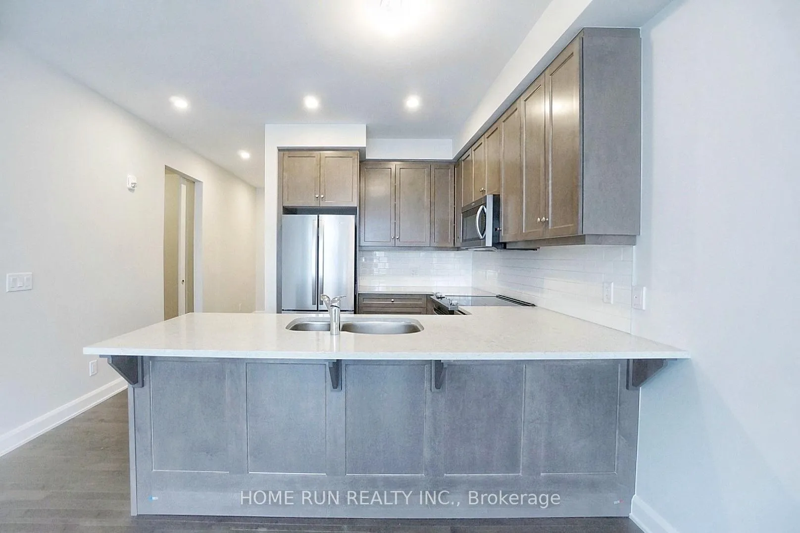 Photo 6 of Unit 203, 170 Boundstone Way, Ottawa, Kanata - Kanata Lakes/Heritage Hills — HOMEH