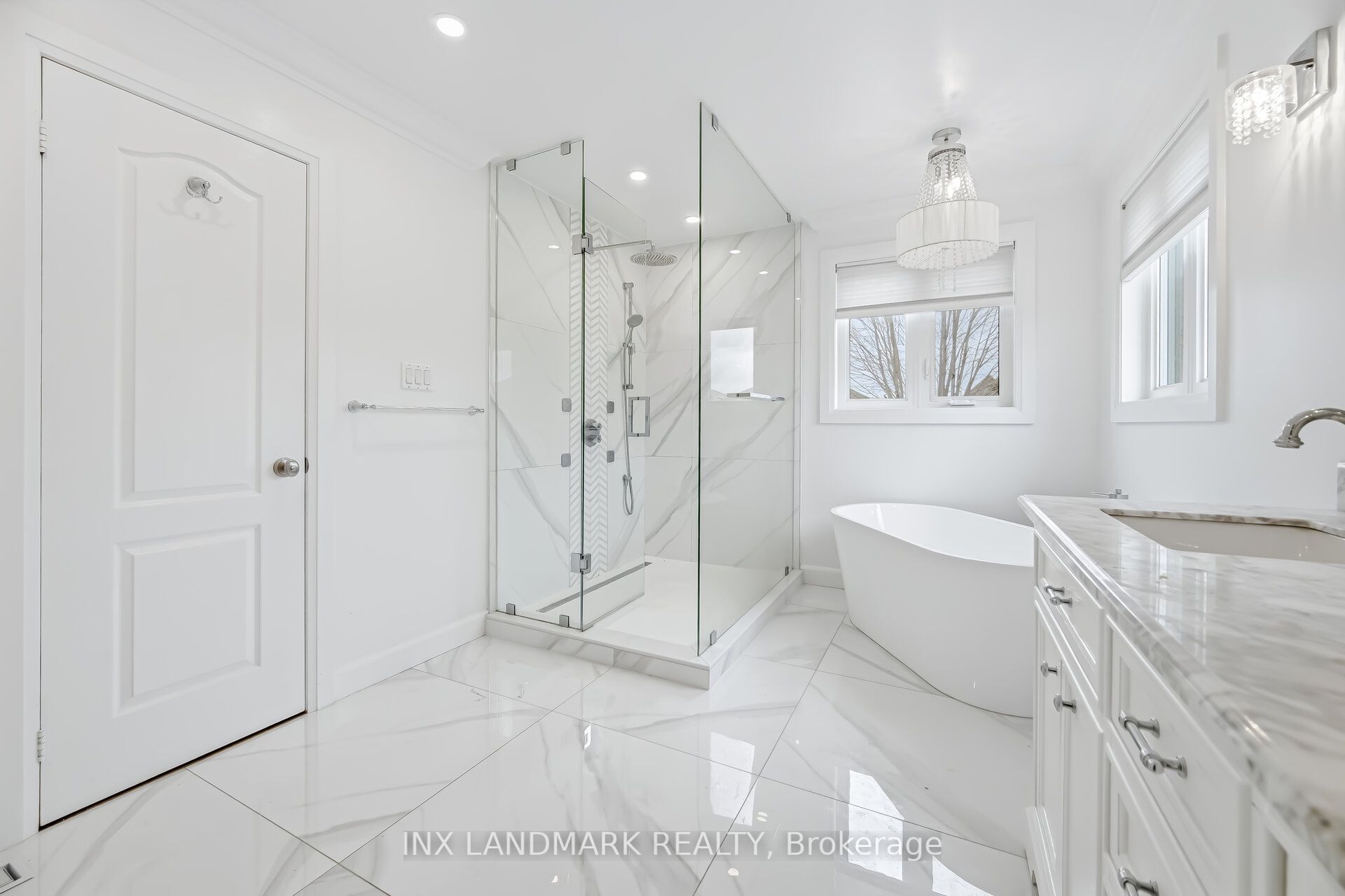 Photo 23 of 18 Forest Fountain Drive, Vaughan, Sonoma Heights — HOMEH