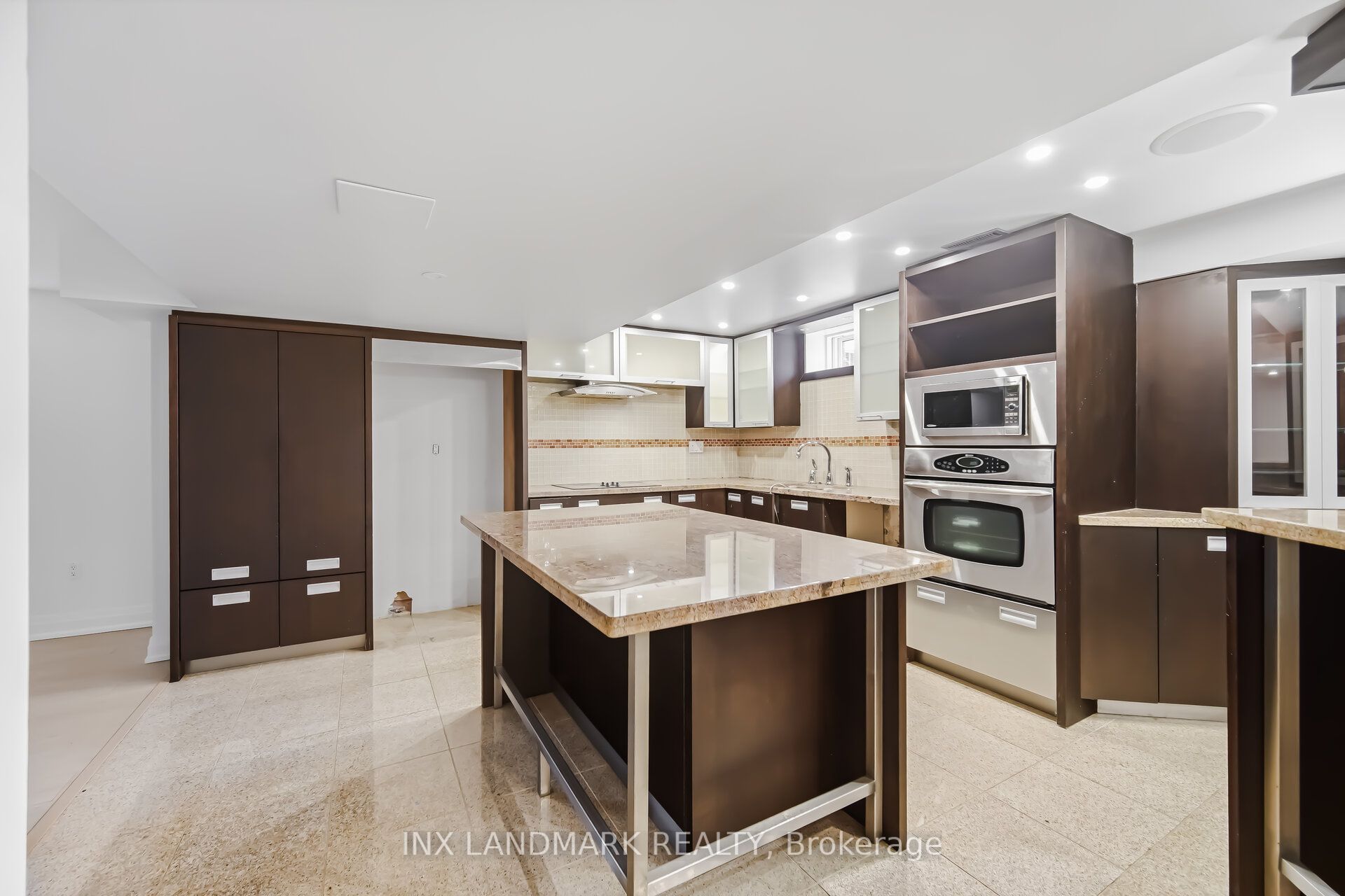 Photo 34 of 18 Forest Fountain Drive, Vaughan, Sonoma Heights — HOMEH