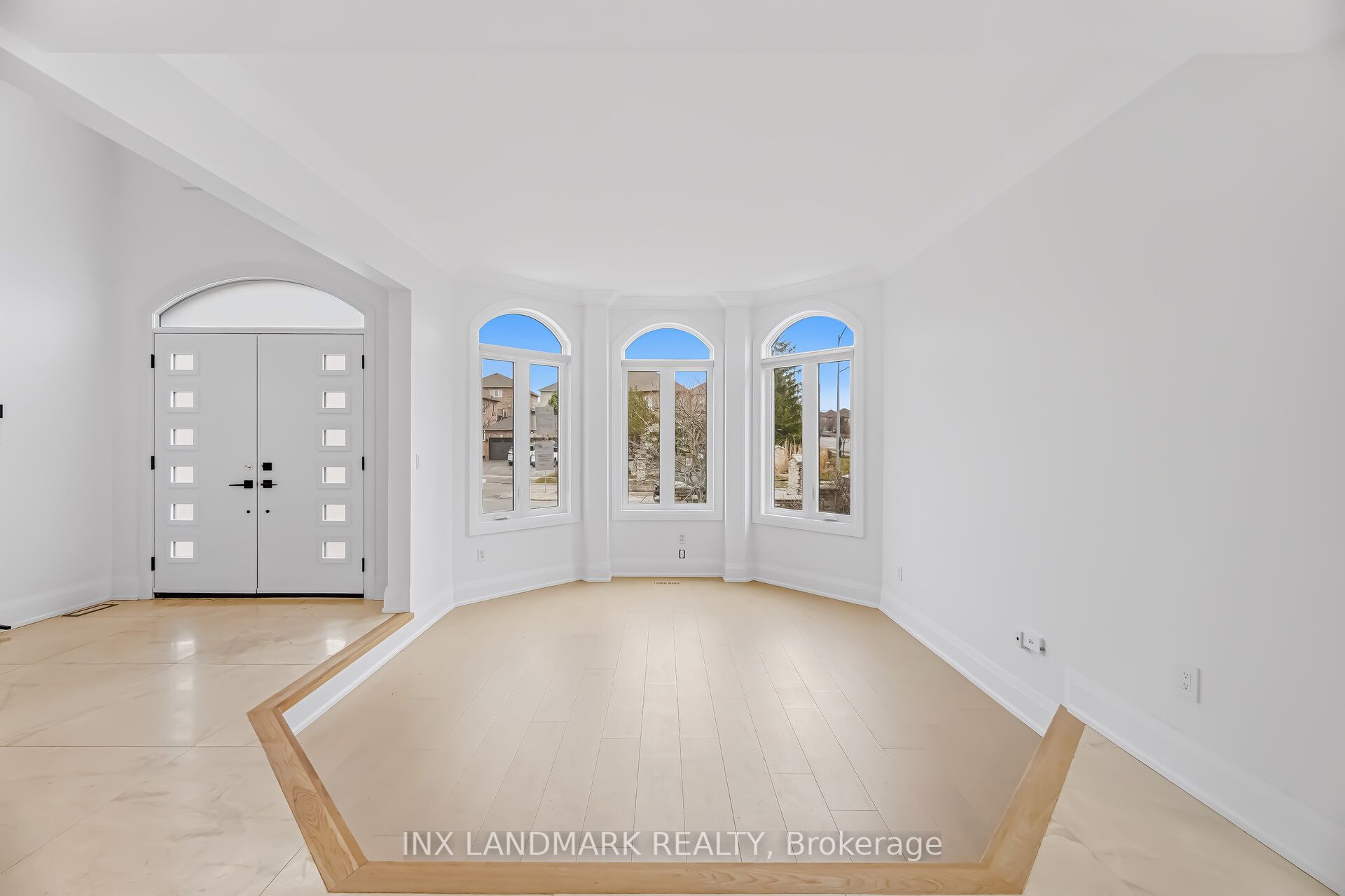 Photo 8 of 18 Forest Fountain Drive, Vaughan, Sonoma Heights — HOMEH