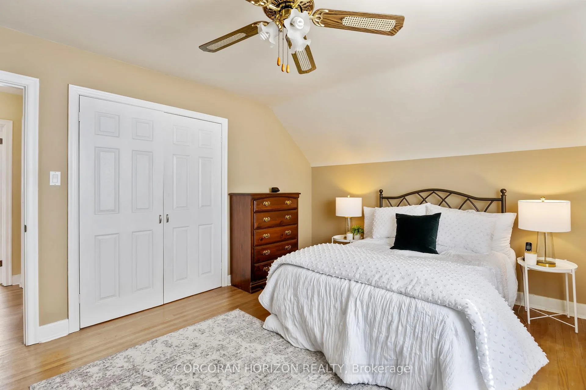 Photo 17 of 20 Robertsfield Crescent, Scarborough, Wexford-Maryvale — HOMEH