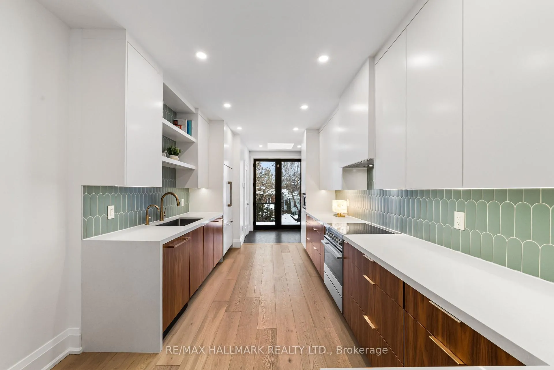 Photo 16 of 181 Withrow Avenue, Toronto, North Riverdale — HOMEH