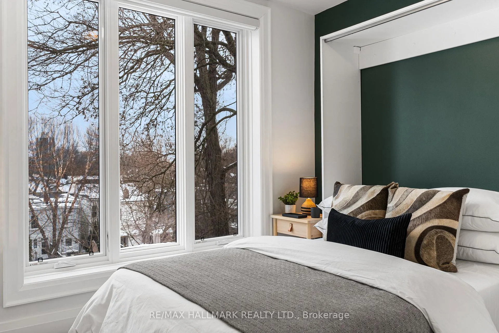 Photo 23 of 181 Withrow Avenue, Toronto, North Riverdale — HOMEH