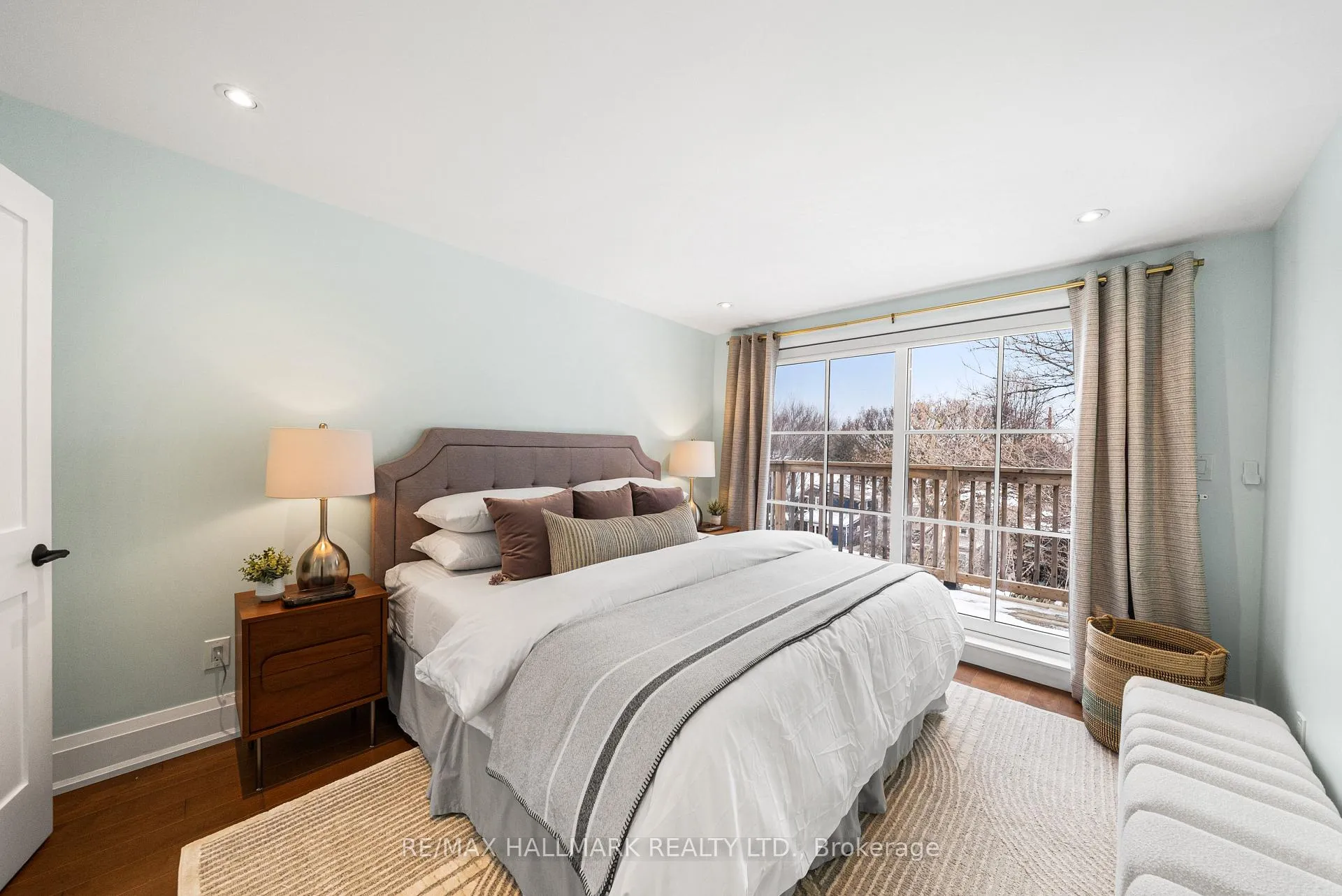 Photo 33 of 181 Withrow Avenue, Toronto, North Riverdale — HOMEH