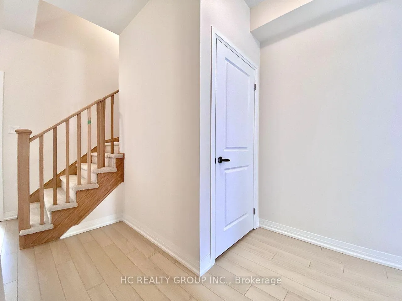 Photo 5 of 30 Stoeber Lane, Markham, Box Grove — HOMEH