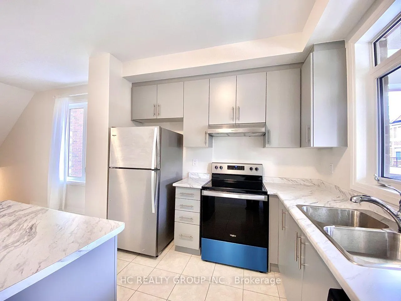 Photo 12 of 30 Stoeber Lane, Markham, Box Grove — HOMEH