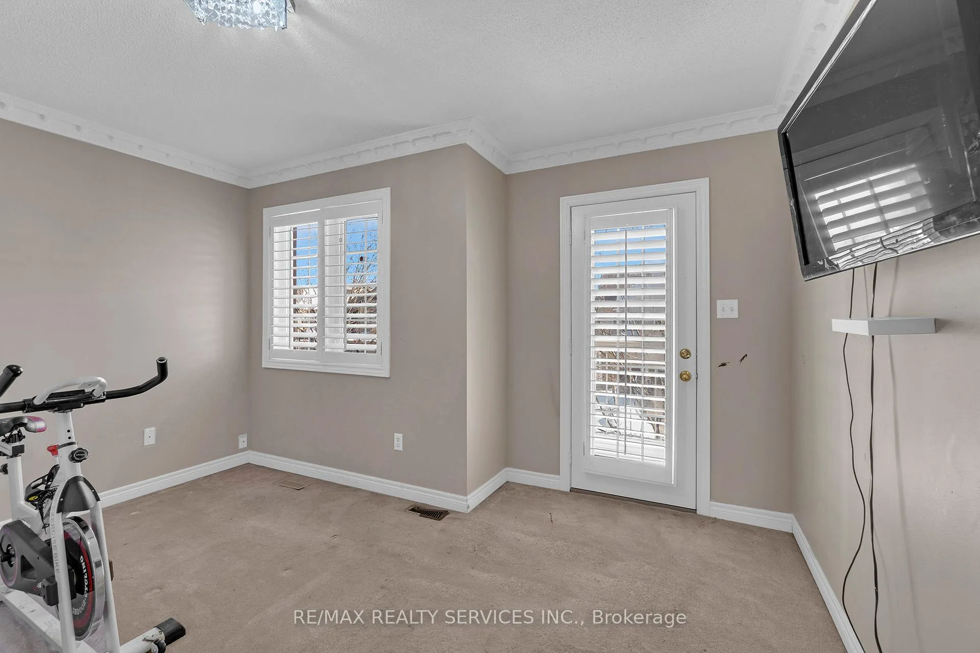 Photo 26 of 43 Masters Green Crescent, Brampton, Snelgrove — HOMEH