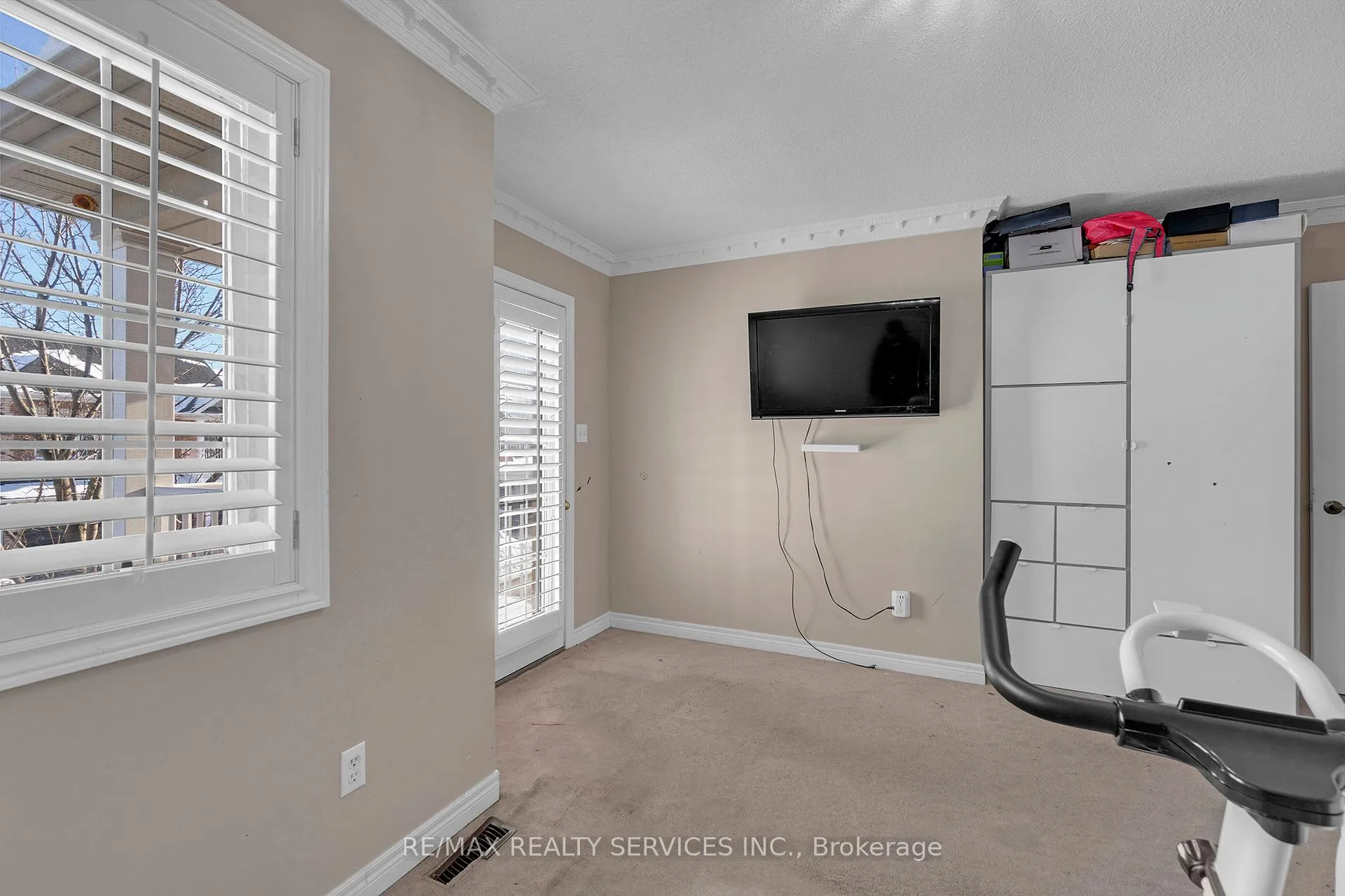 Photo 27 of 43 Masters Green Crescent, Brampton, Snelgrove — HOMEH