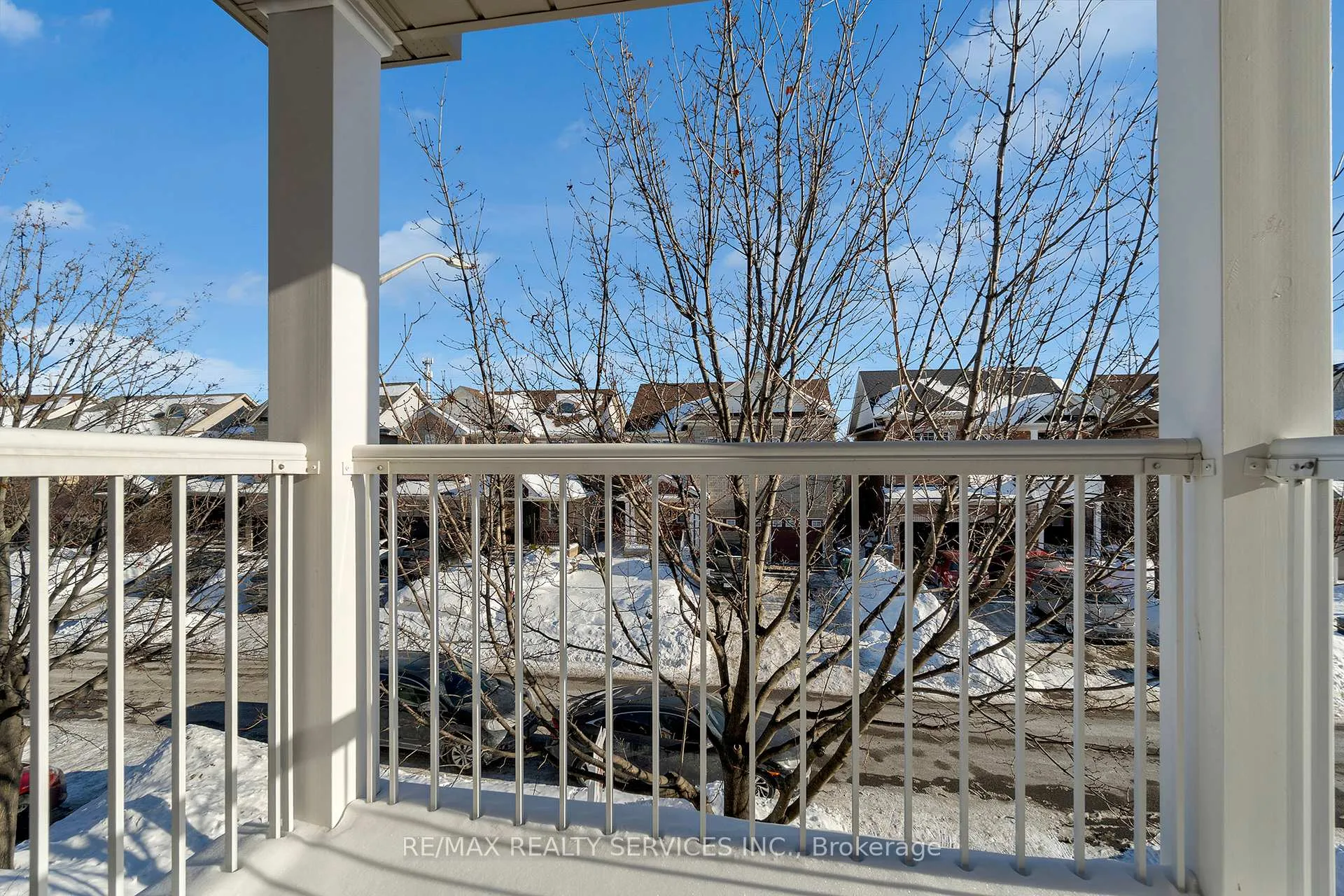Photo 28 of 43 Masters Green Crescent, Brampton, Snelgrove — HOMEH
