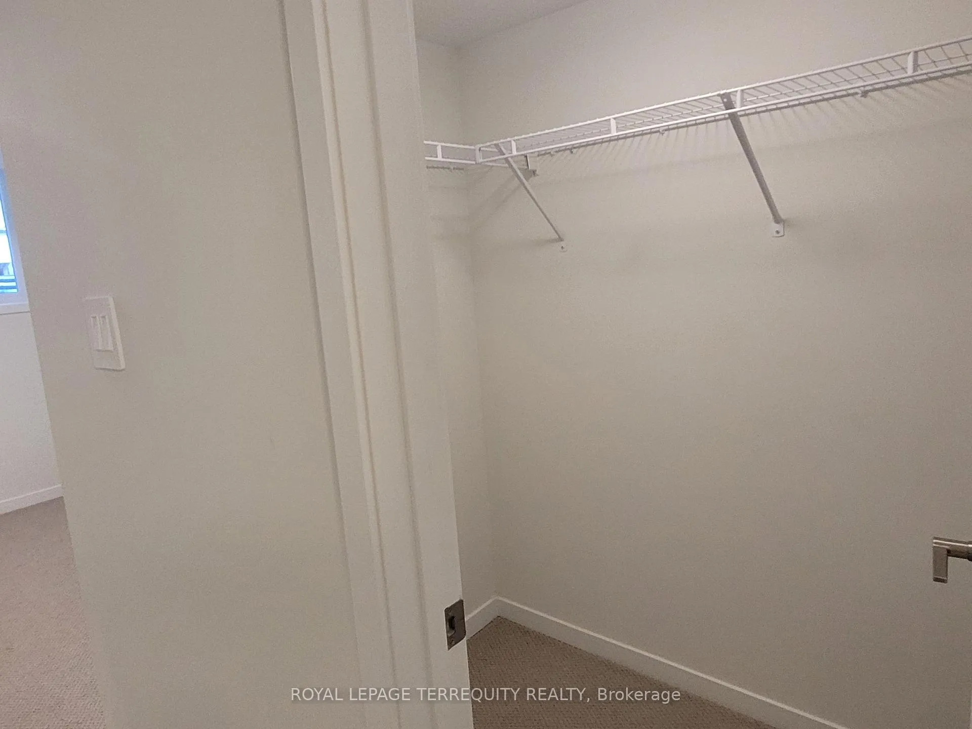 Photo 10 of Unit 33, 21 Honeycrisp Crescent, Vaughan, Vaughan Corporate Centre — HOMEH