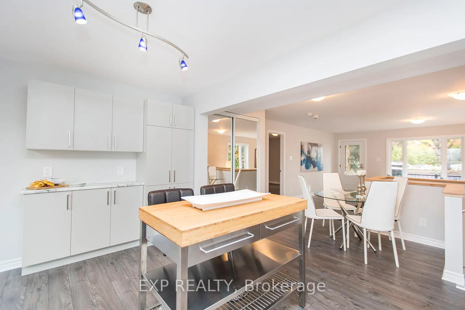 Photo 11 of Unit A, 183 Kipp Street, Ottawa, Vanier — HOMEH