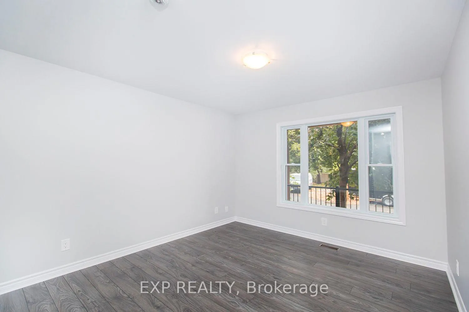 Photo 14 of Unit A, 183 Kipp Street, Ottawa, Vanier — HOMEH