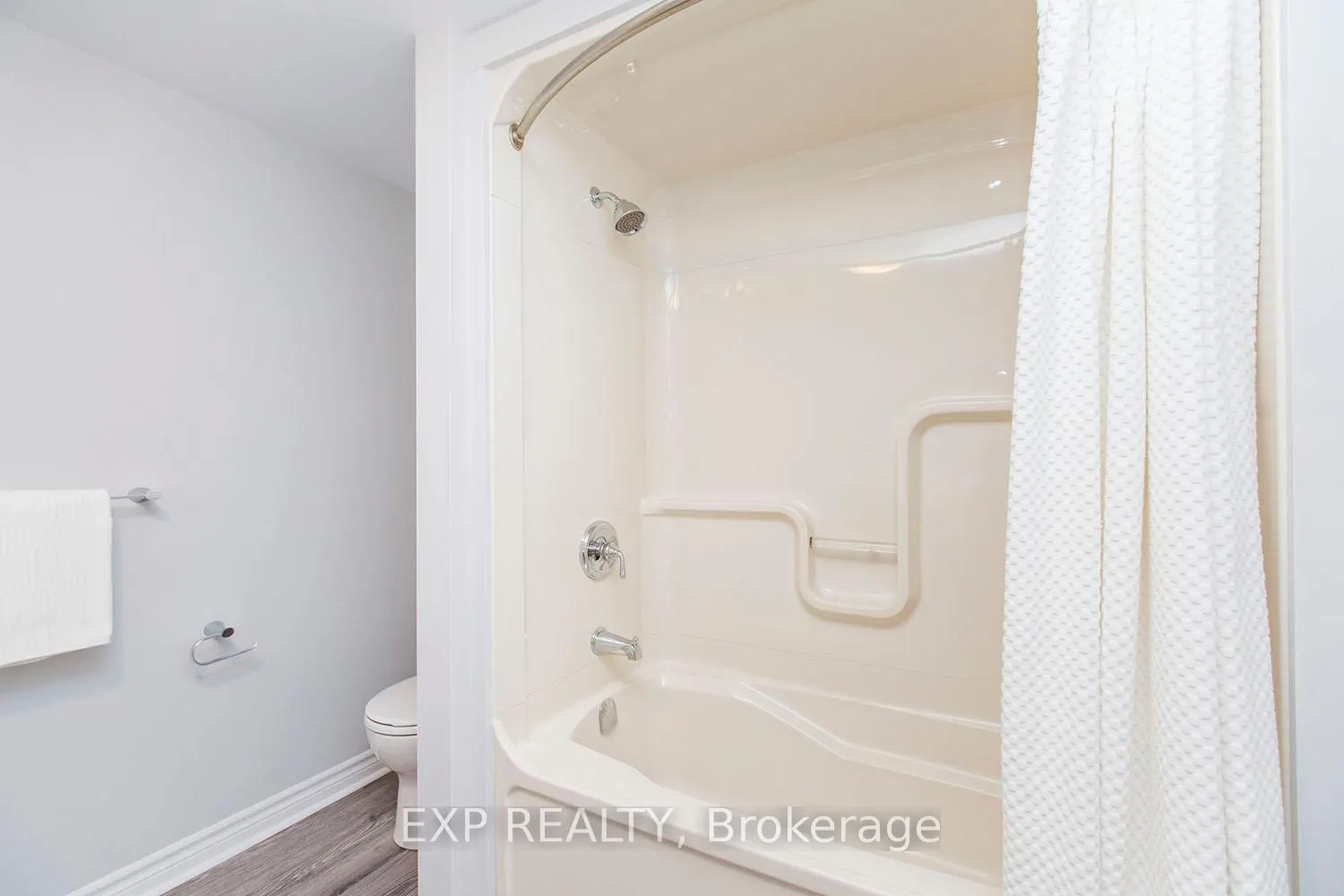 Photo 28 of Unit A, 183 Kipp Street, Ottawa, Vanier — HOMEH