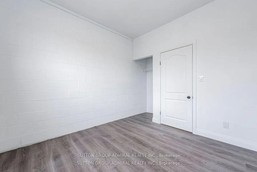 Photo 13 of Unit Upper 2, 1930 Queen Street E, Toronto, The Beaches — HOMEH