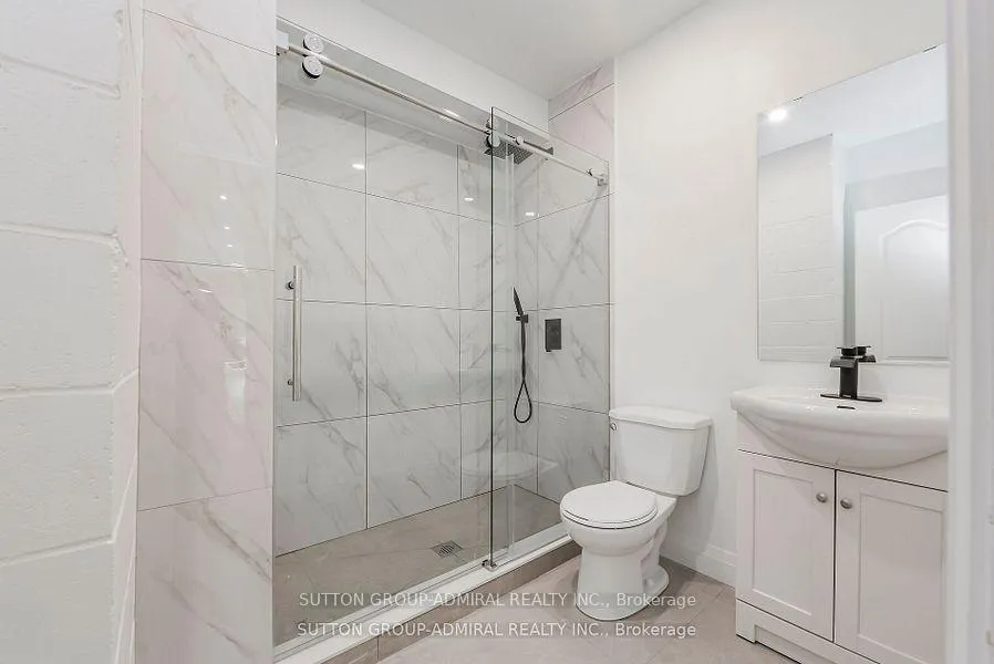 Photo 18 of Unit Upper 2, 1930 Queen Street E, Toronto, The Beaches — HOMEH