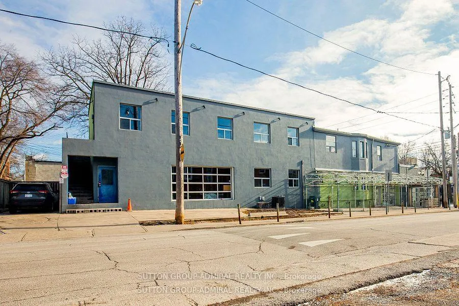 Photo 20 of Unit Upper 2, 1930 Queen Street E, Toronto, The Beaches — HOMEH