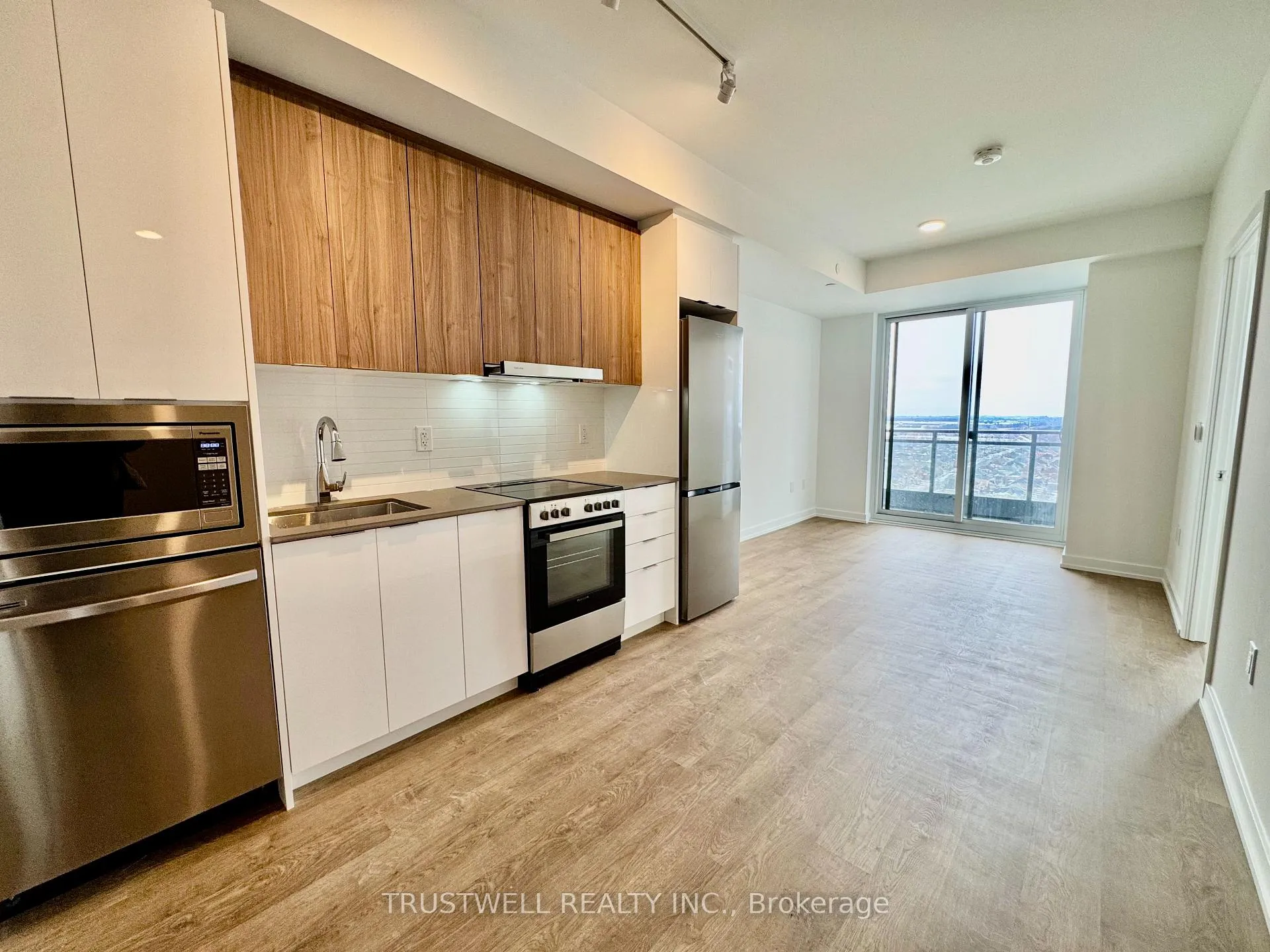 Photo 2 of Unit 2012, 9763 Markham Road, Markham, Greensborough — HOMEH