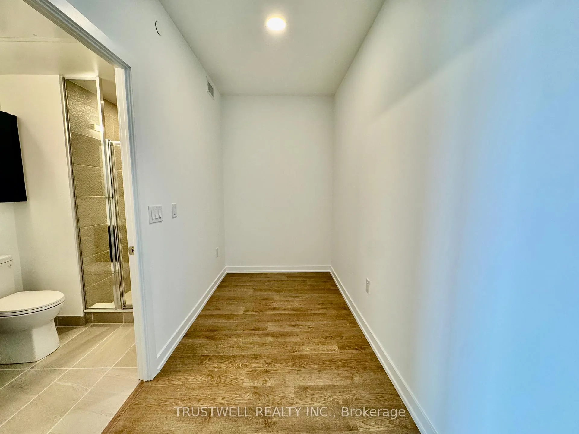 Photo 12 of Unit 2012, 9763 Markham Road, Markham, Greensborough — HOMEH