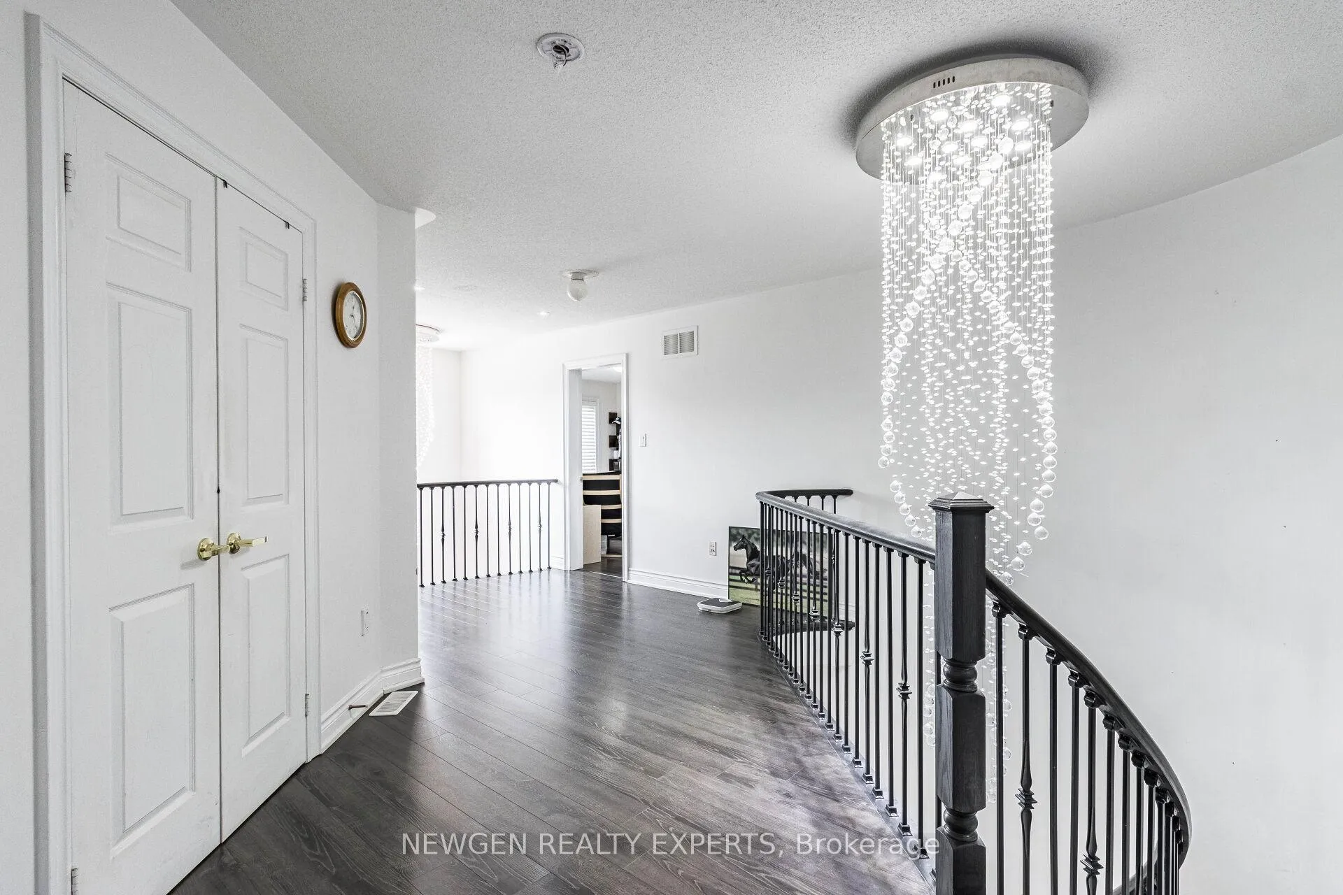 Photo 26 of 30 Rampart Drive, Brampton, Vales of Castlemore North — HOMEH