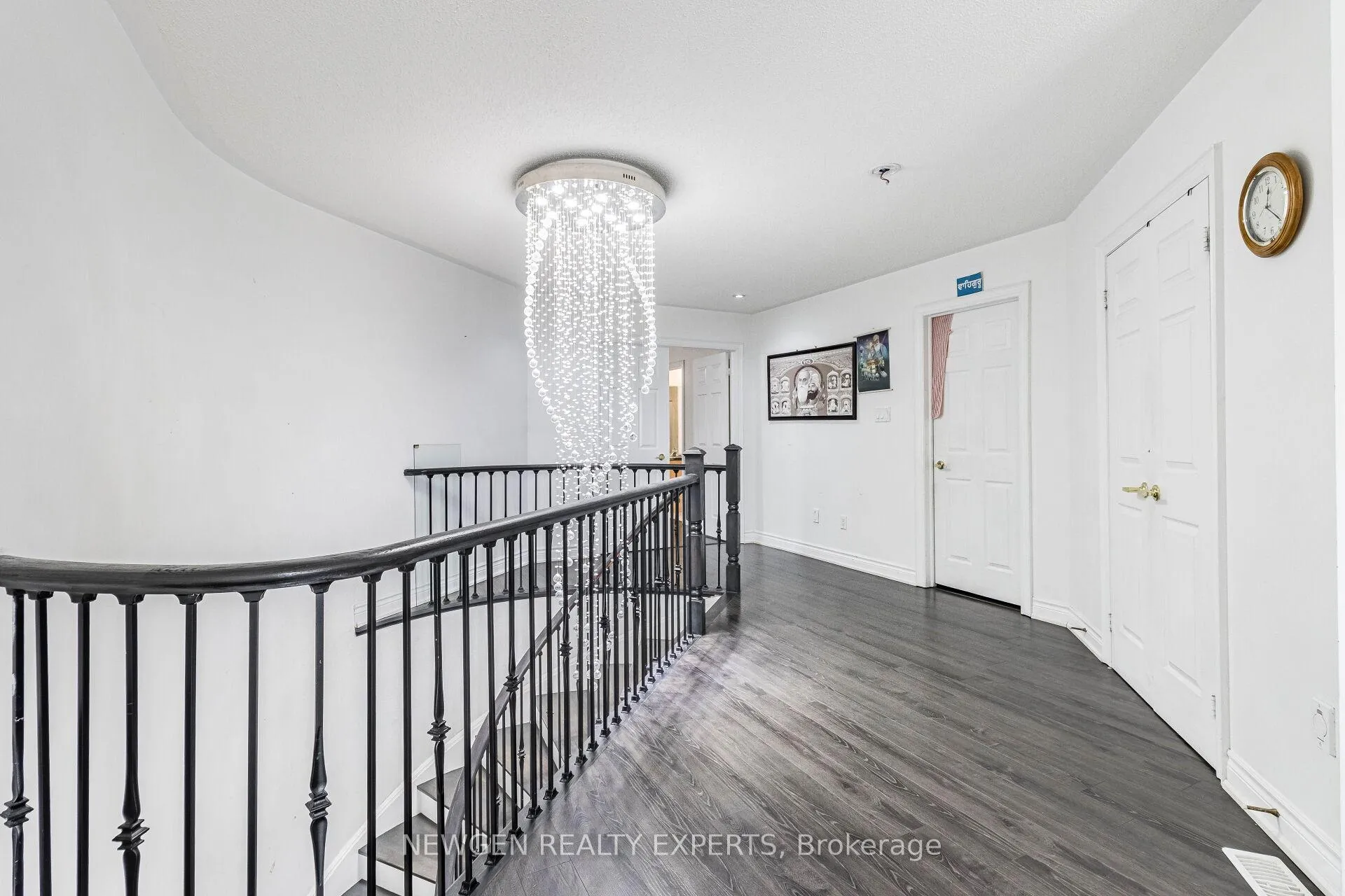 Photo 27 of 30 Rampart Drive, Brampton, Vales of Castlemore North — HOMEH