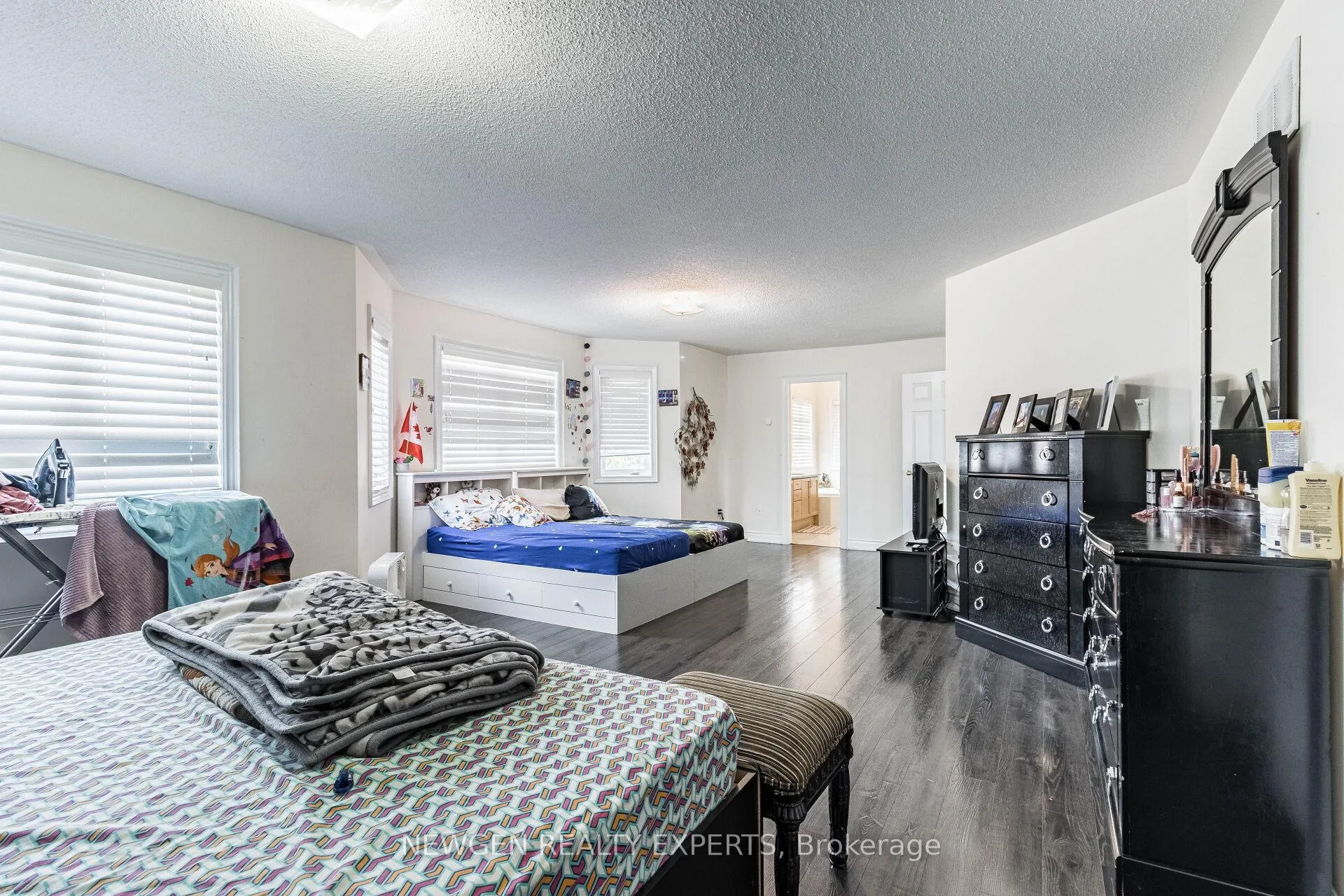 Photo 30 of 30 Rampart Drive, Brampton, Vales of Castlemore North — HOMEH