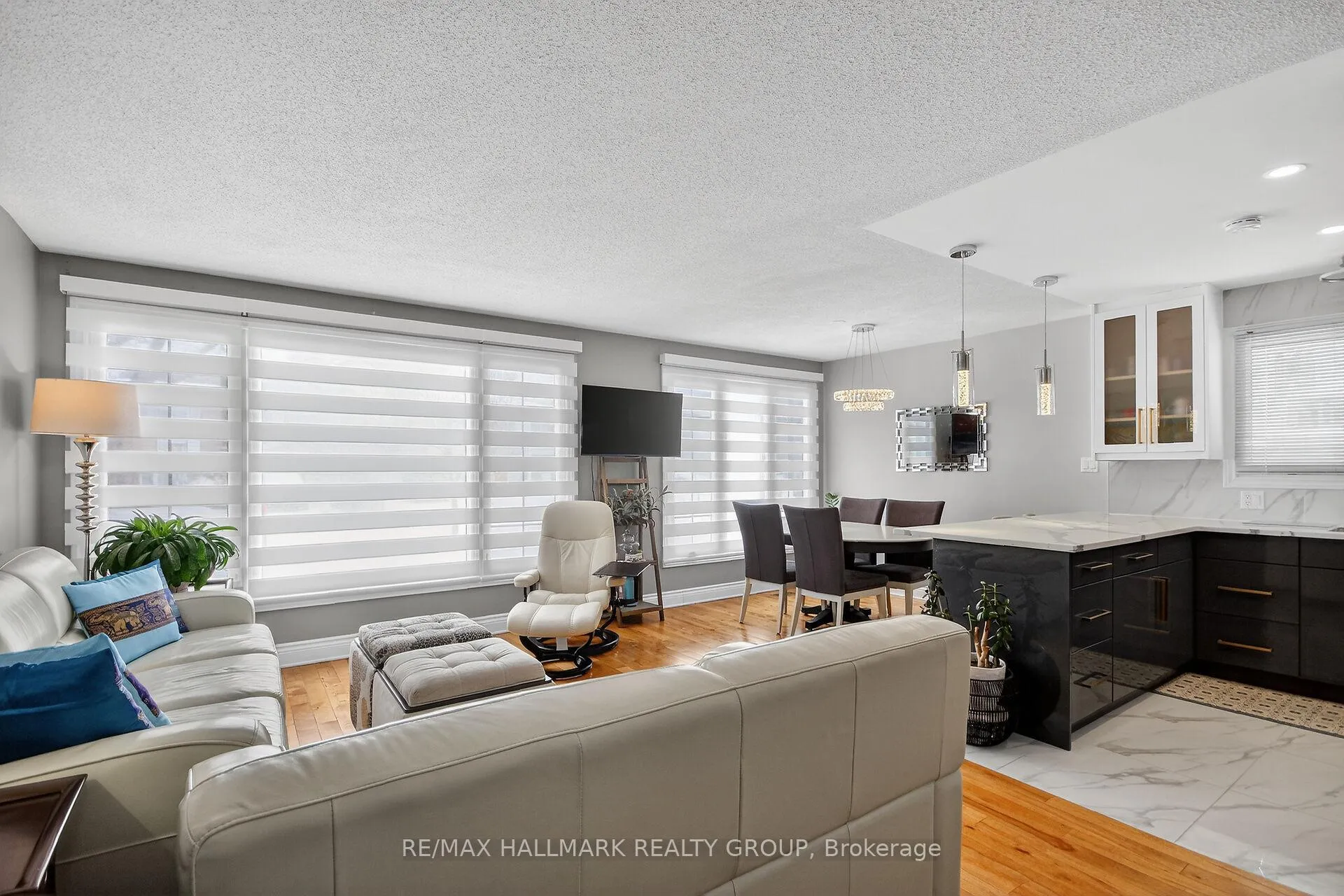 Photo 10 of 757 Garner Avenue, Ottawa, Mooneys Bay/Riverside Park — HOMEH