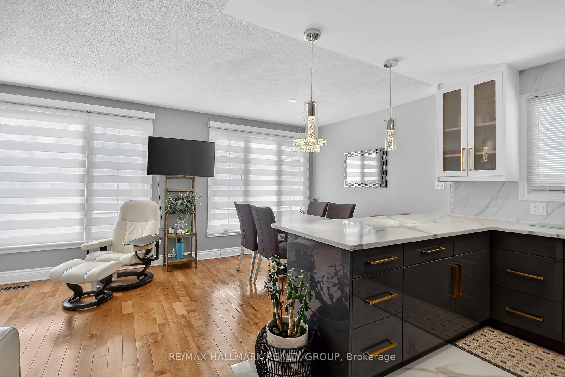 Photo 14 of 757 Garner Avenue, Ottawa, Mooneys Bay/Riverside Park — HOMEH