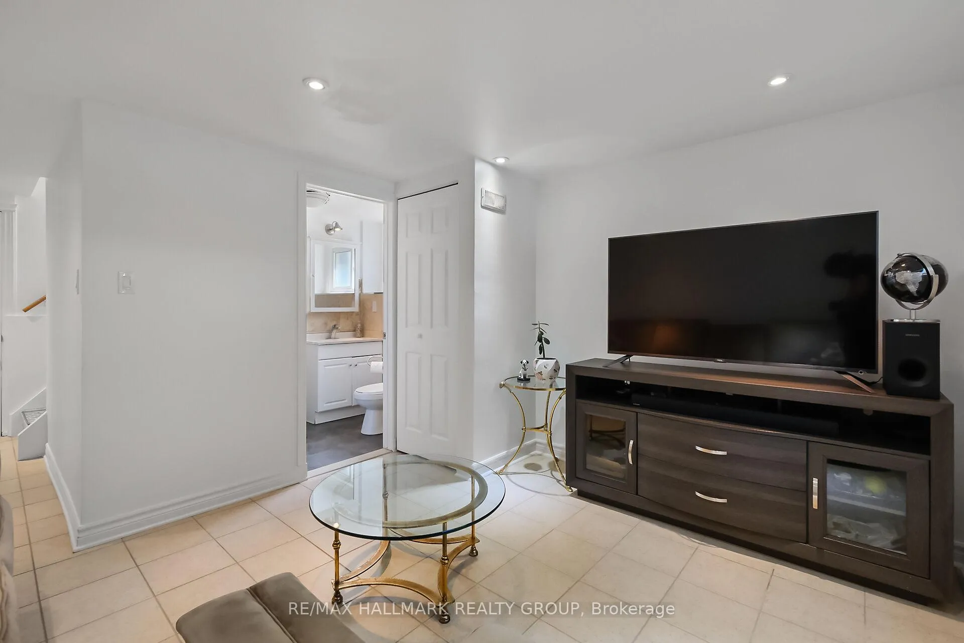 Photo 35 of 757 Garner Avenue, Ottawa, Mooneys Bay/Riverside Park — HOMEH