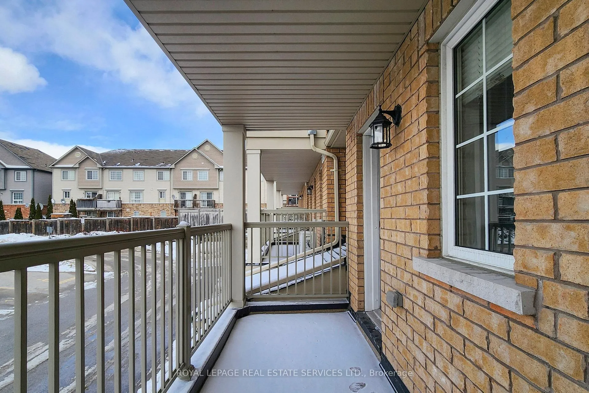 Photo 23 of 158 Kingston Road W, Ajax, Central — HOMEH