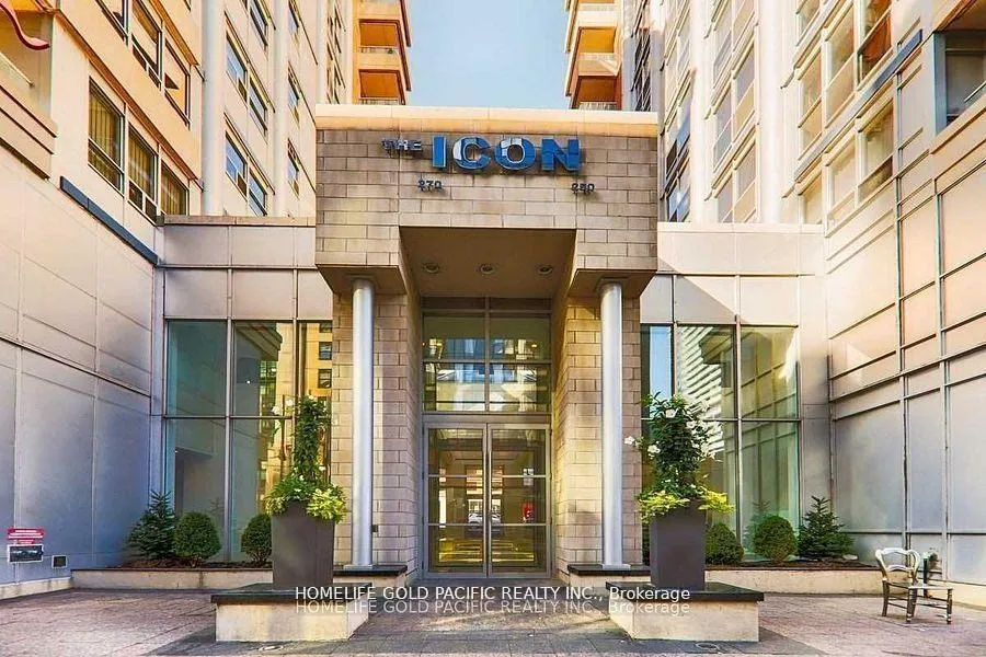 Front of Unit 1442, 250 Wellington Street W