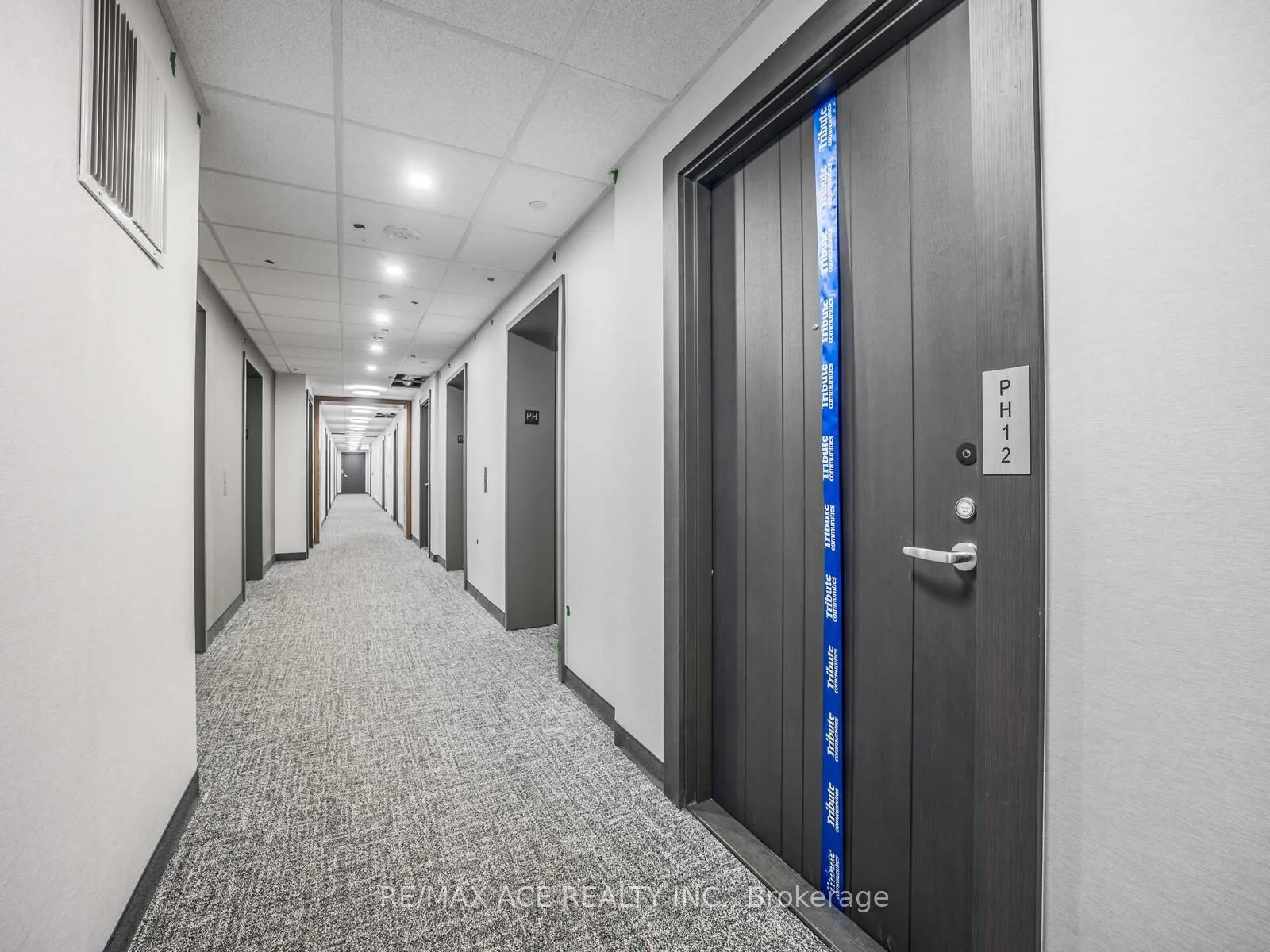 Photo 2 of Unit PH 12, 2545 Simcoe Street N, Oshawa, Windfields — HOMEH