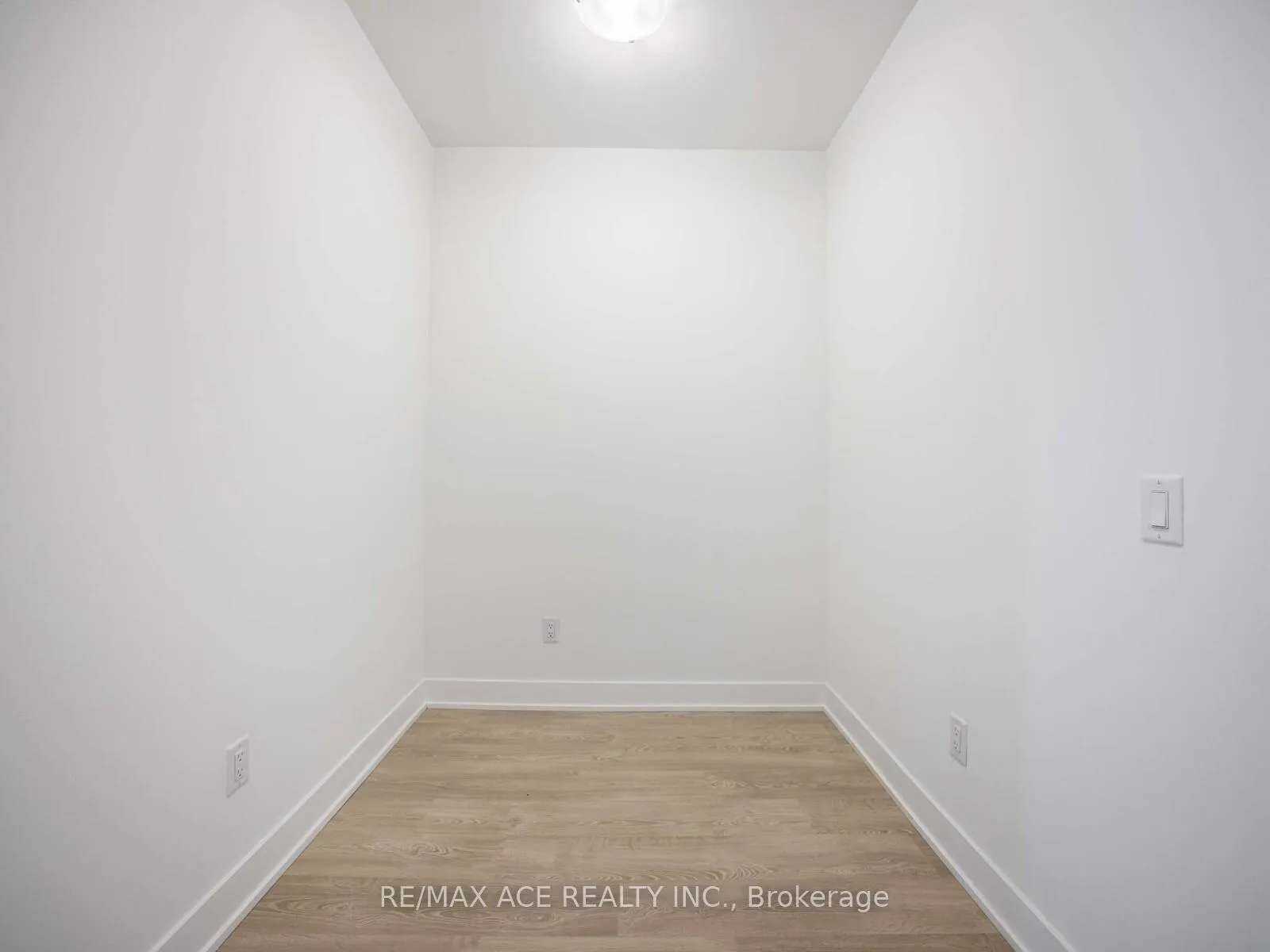 Photo 4 of Unit PH 12, 2545 Simcoe Street N, Oshawa, Windfields — HOMEH