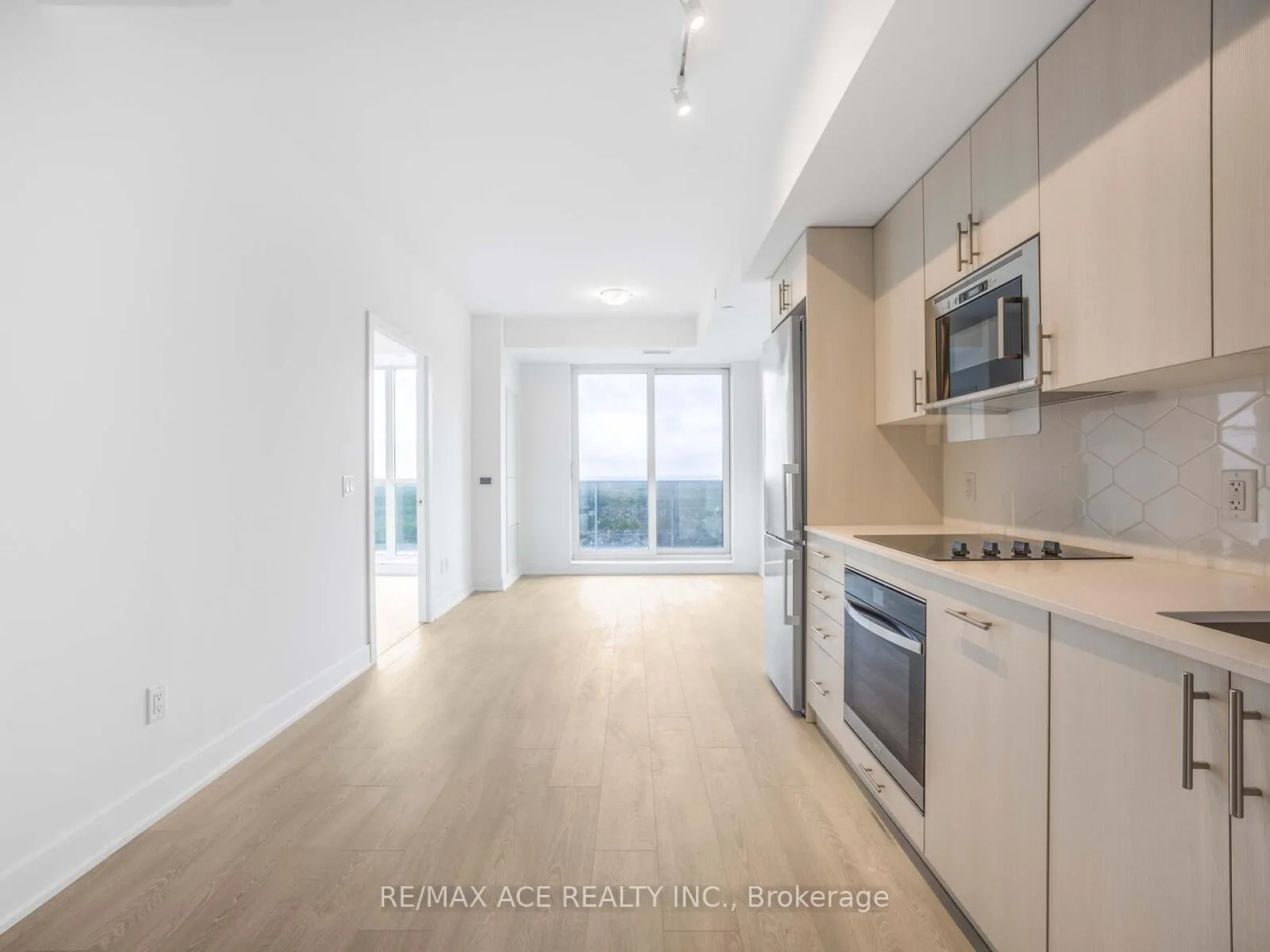Photo 7 of Unit PH 12, 2545 Simcoe Street N, Oshawa, Windfields — HOMEH