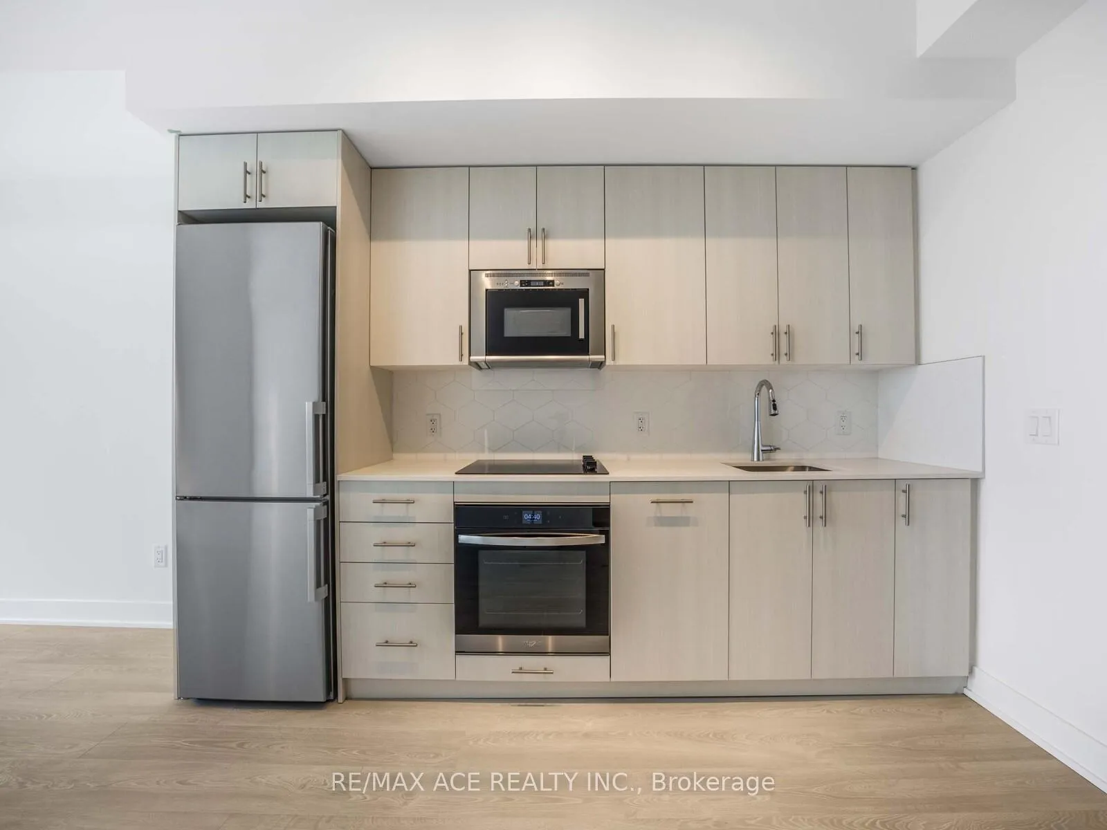 Photo 14 of Unit PH 12, 2545 Simcoe Street N, Oshawa, Windfields — HOMEH
