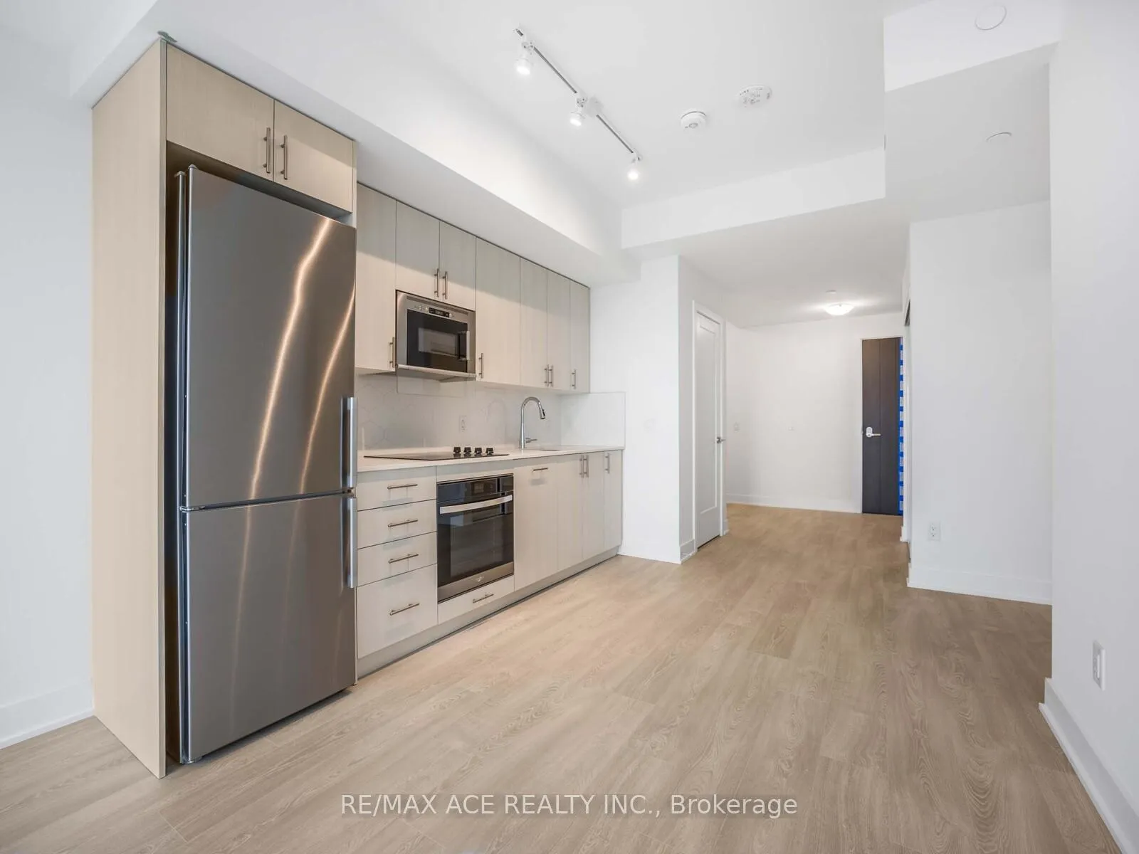 Photo 16 of Unit PH 12, 2545 Simcoe Street N, Oshawa, Windfields — HOMEH