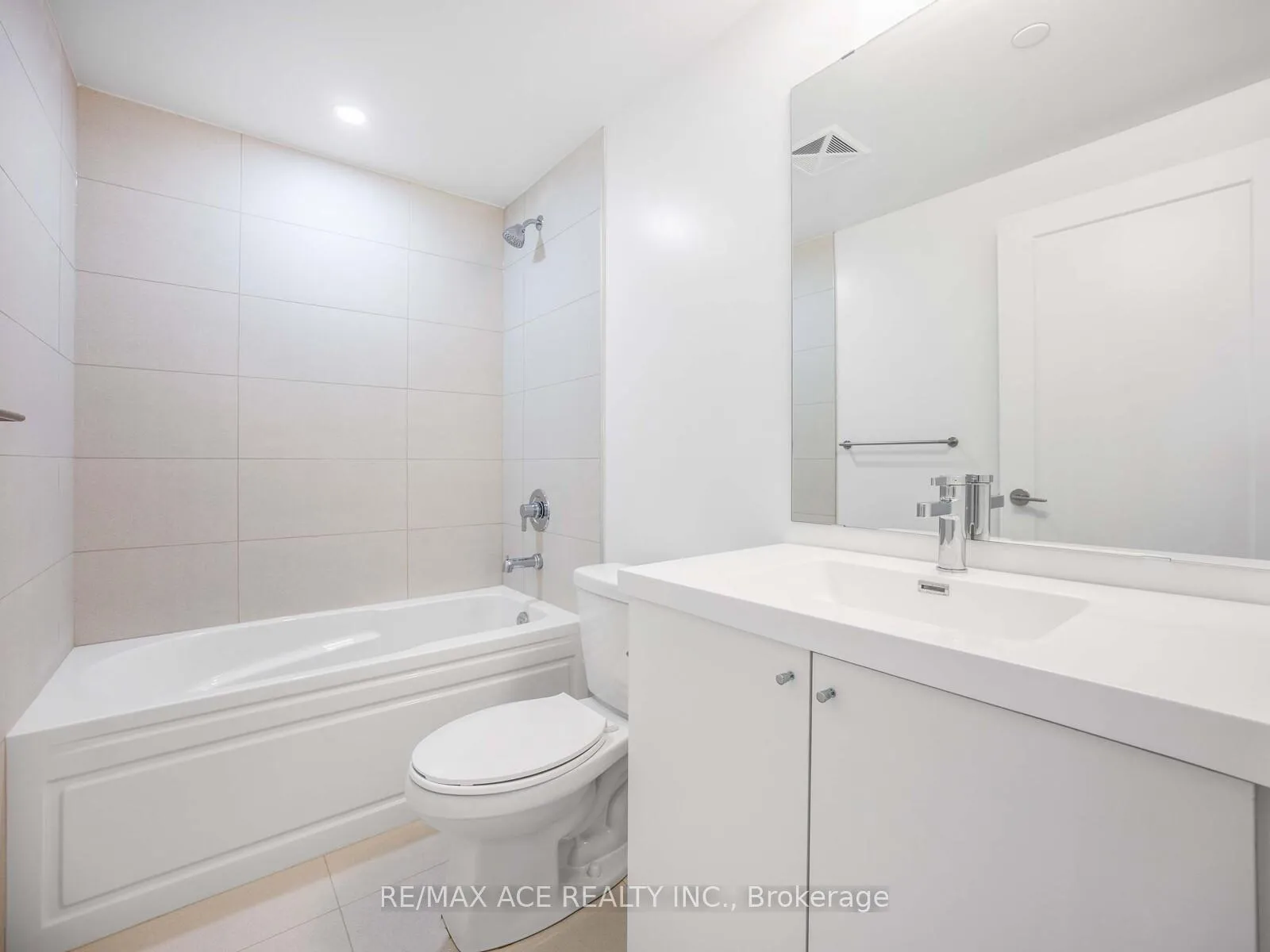 Photo 21 of Unit PH 12, 2545 Simcoe Street N, Oshawa, Windfields — HOMEH